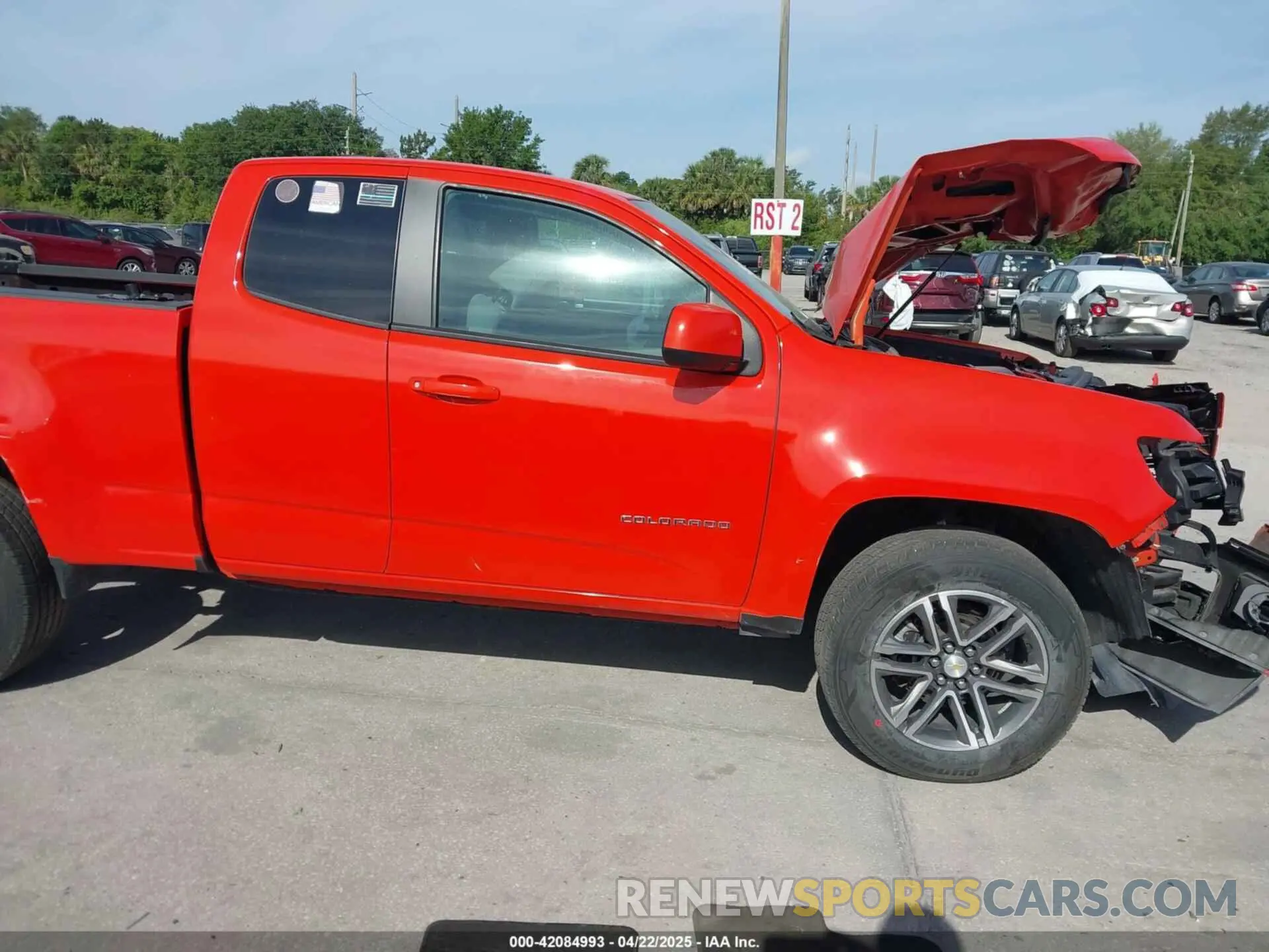 13 Photograph of a damaged car 1GCHSBEA9M1154037 CHEVROLET COLORADO 2021