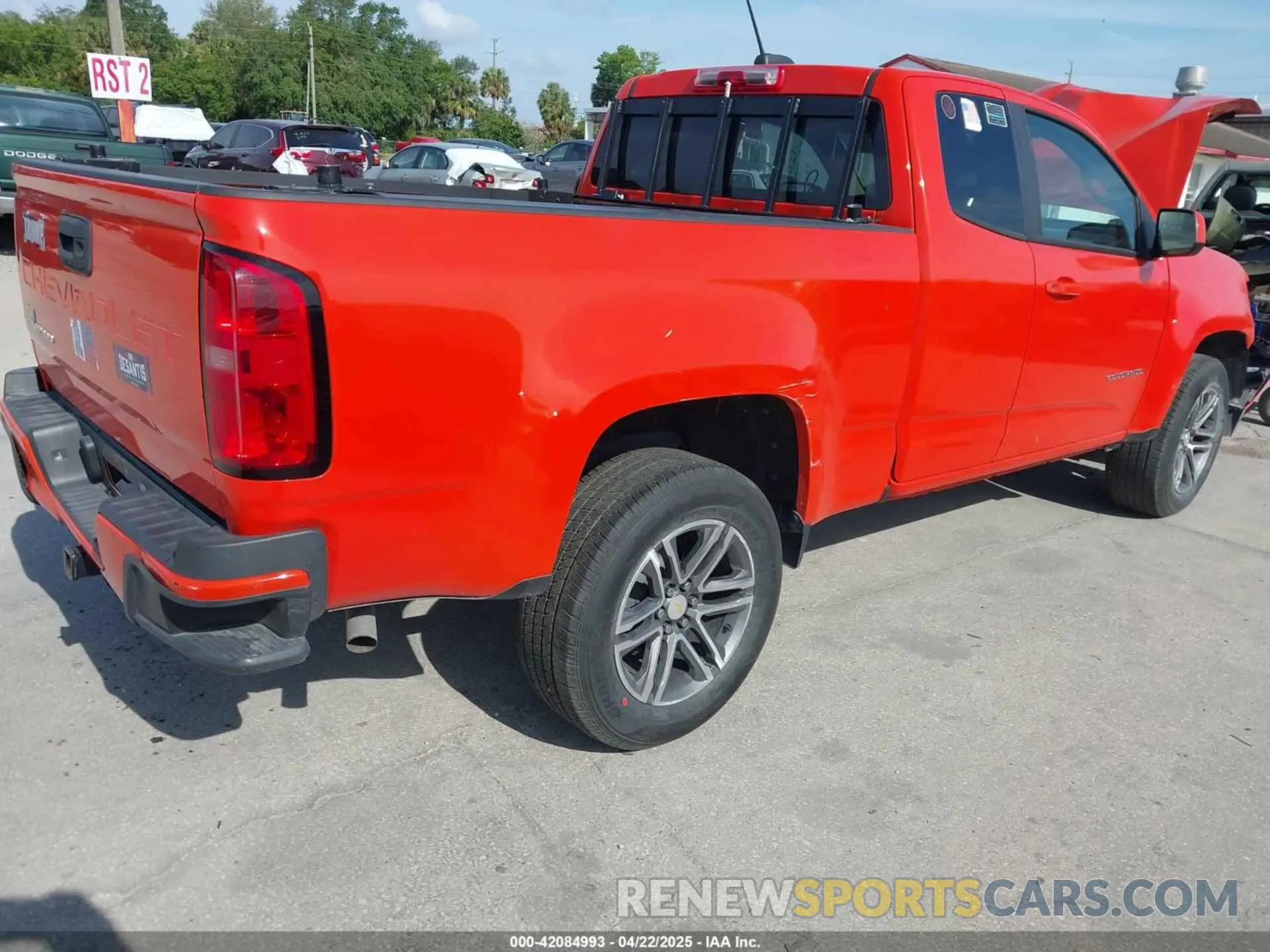 3 Photograph of a damaged car 1GCHSBEA9M1154037 CHEVROLET COLORADO 2021