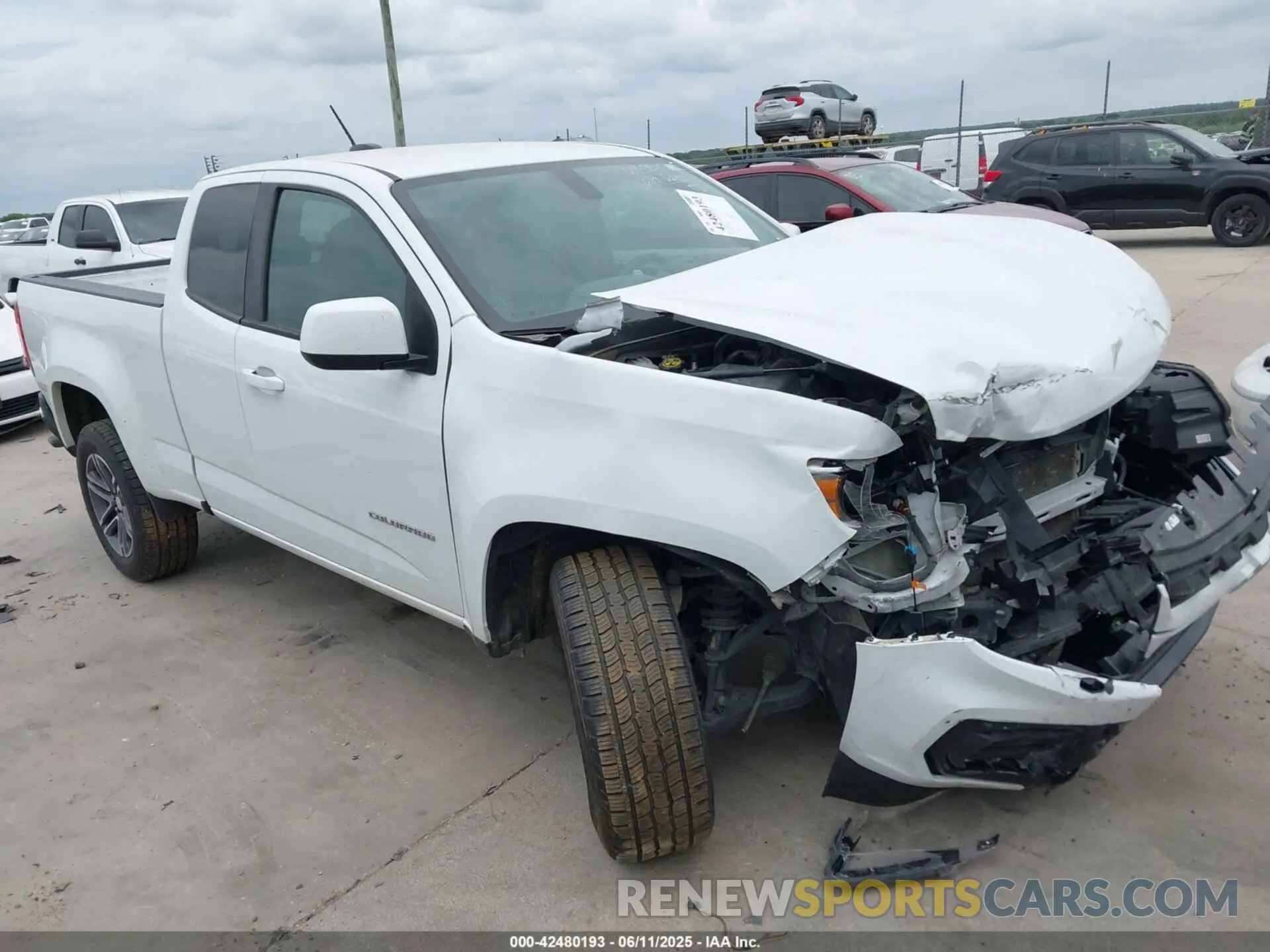 1 Photograph of a damaged car 1GCHSBEN7M1139913 CHEVROLET COLORADO 2021