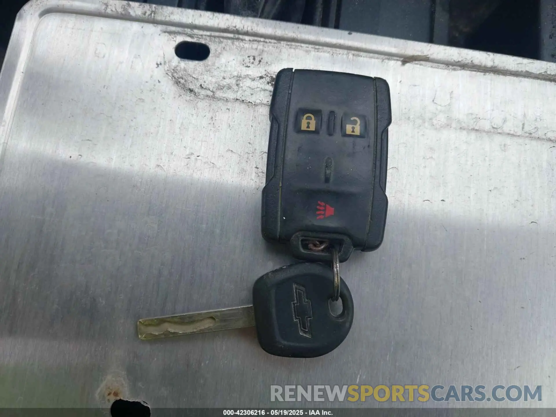 11 Photograph of a damaged car 1GCHSBENXM1139792 CHEVROLET COLORADO 2021