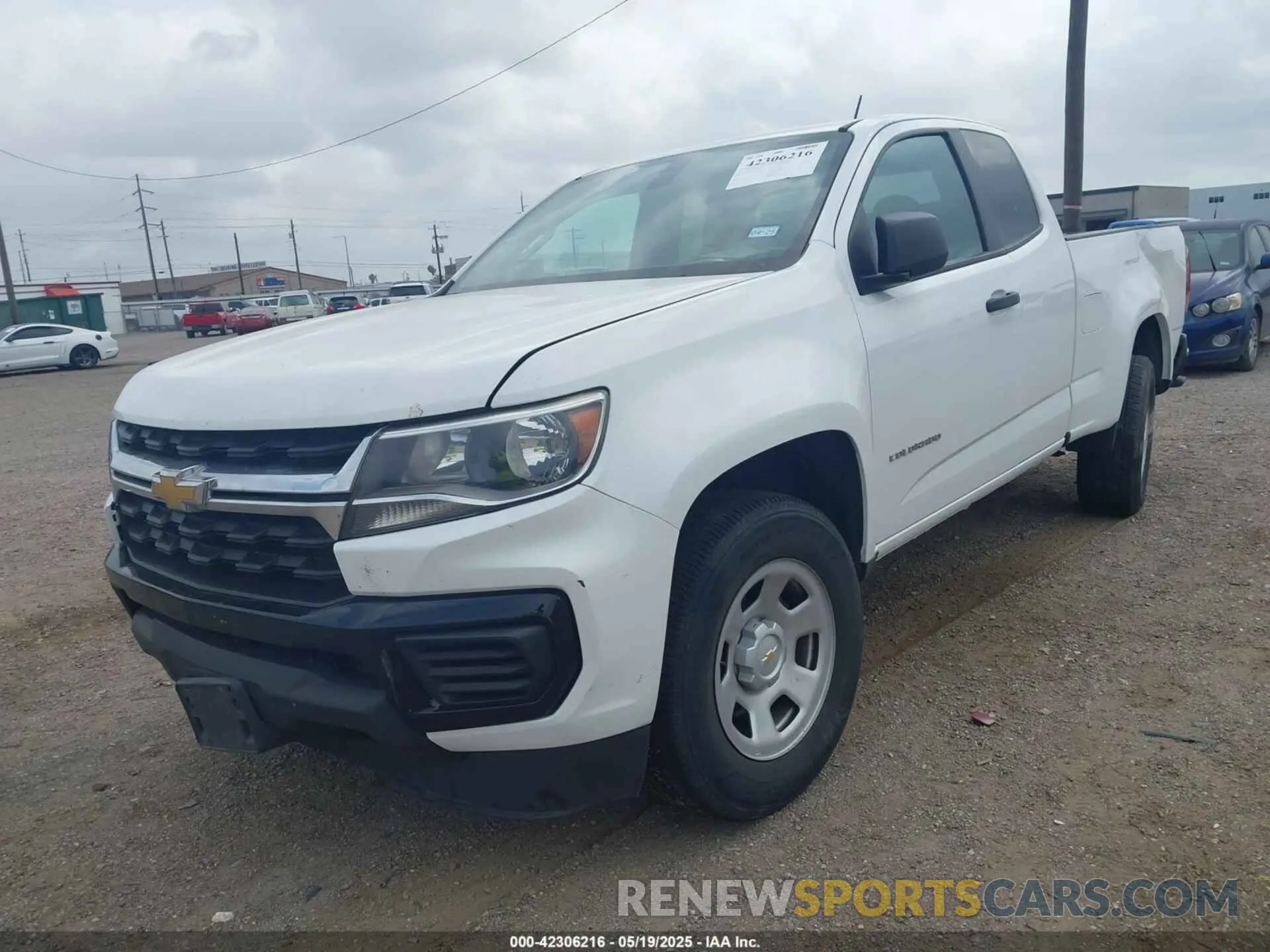 2 Photograph of a damaged car 1GCHSBENXM1139792 CHEVROLET COLORADO 2021