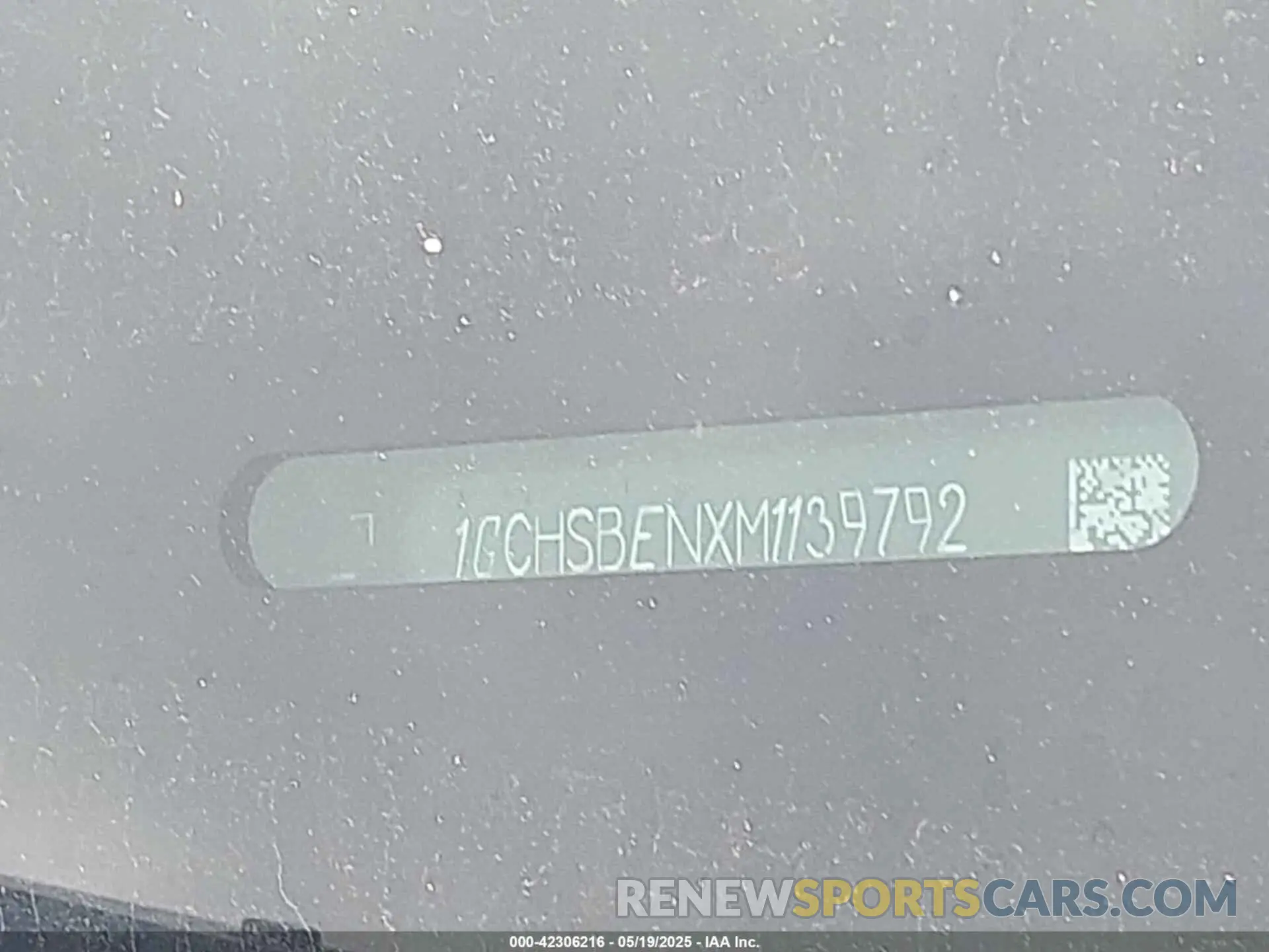 9 Photograph of a damaged car 1GCHSBENXM1139792 CHEVROLET COLORADO 2021