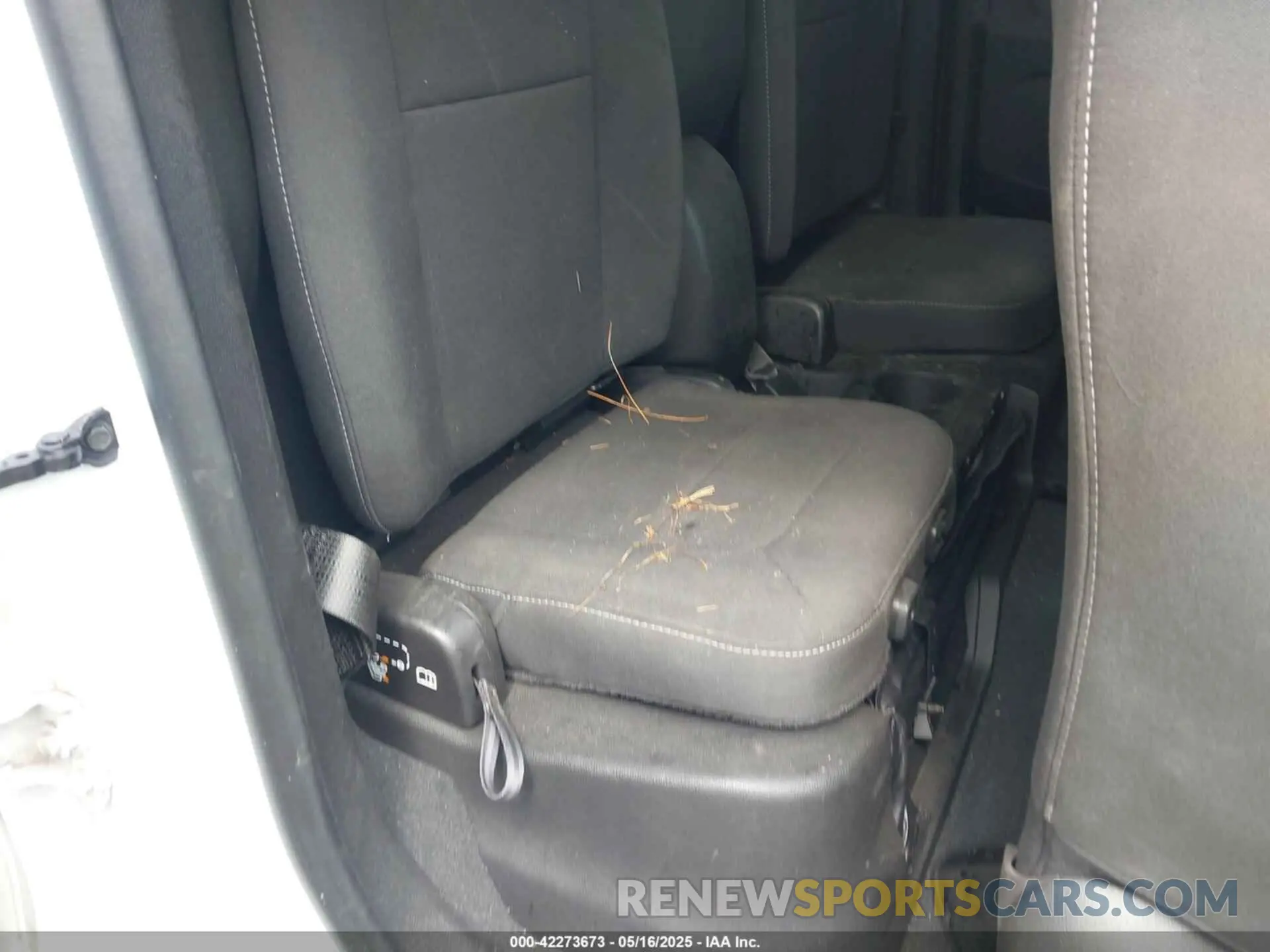 8 Фотография поврежденного автомобиля 1GCHSCEA0M1203146 CHEVROLET COLORADO 2021