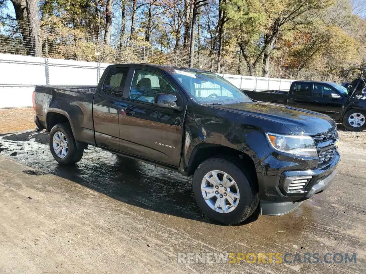 4 Фотография поврежденного автомобиля 1GCHSCEA0M1258454 CHEVROLET COLORADO 2021
