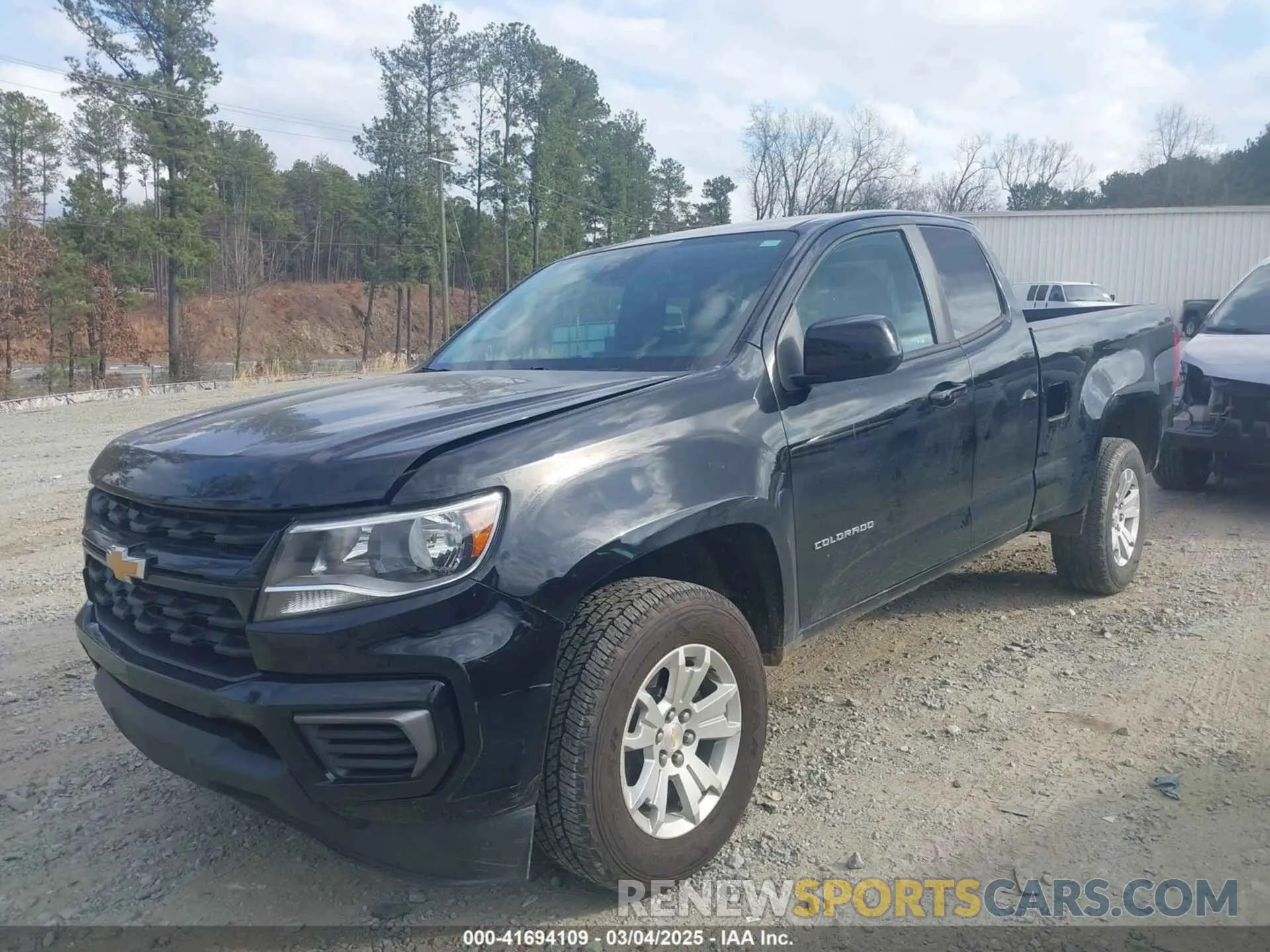 2 Фотография поврежденного автомобиля 1GCHSCEA1M1233689 CHEVROLET COLORADO 2021
