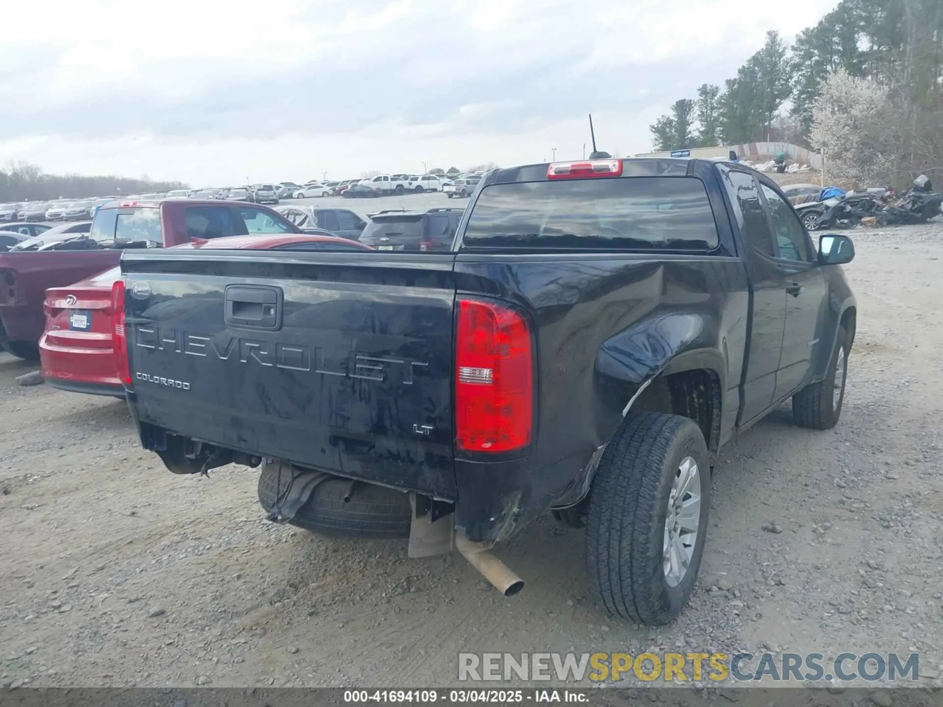 4 Фотография поврежденного автомобиля 1GCHSCEA1M1233689 CHEVROLET COLORADO 2021