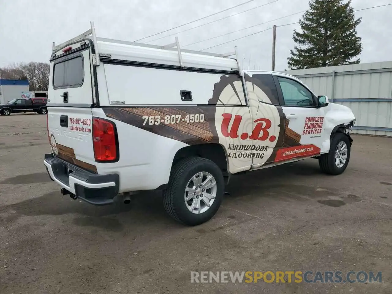 3 Photograph of a damaged car 1GCHSCEA1M1234681 CHEVROLET COLORADO 2021