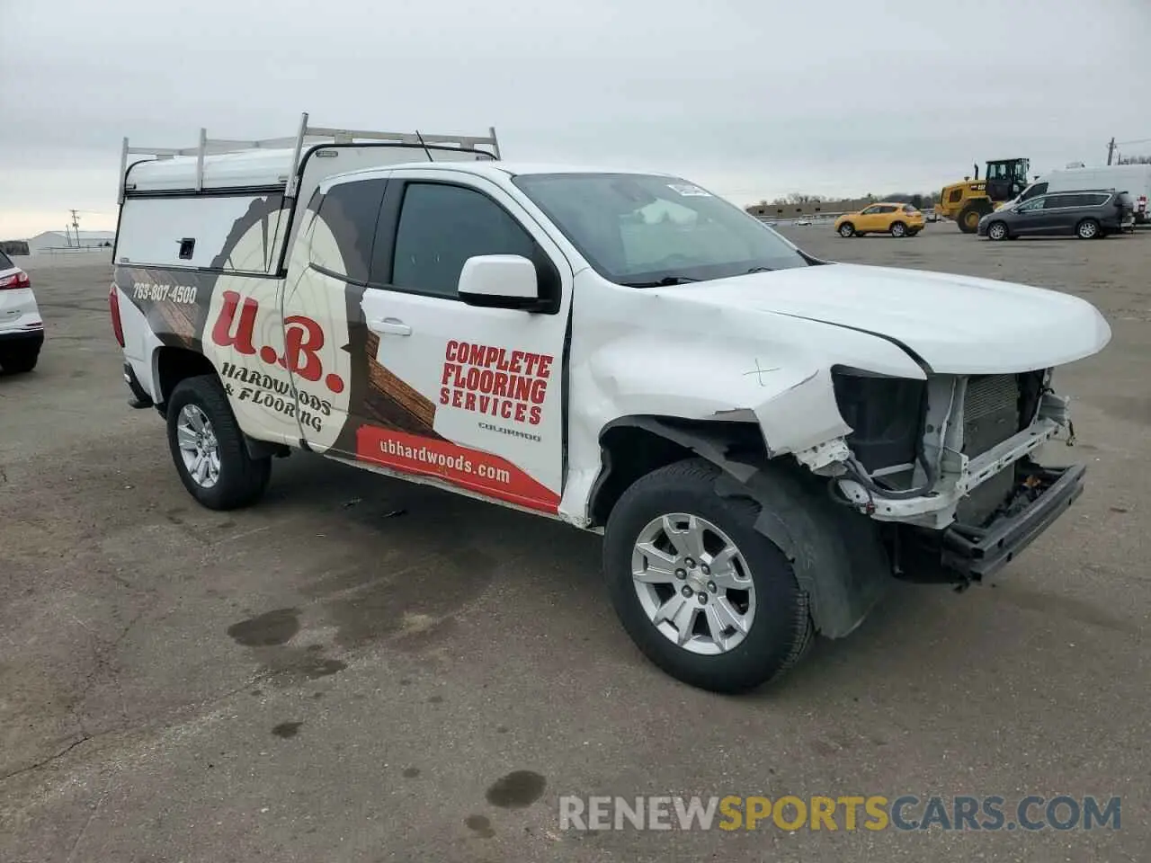 4 Photograph of a damaged car 1GCHSCEA1M1234681 CHEVROLET COLORADO 2021