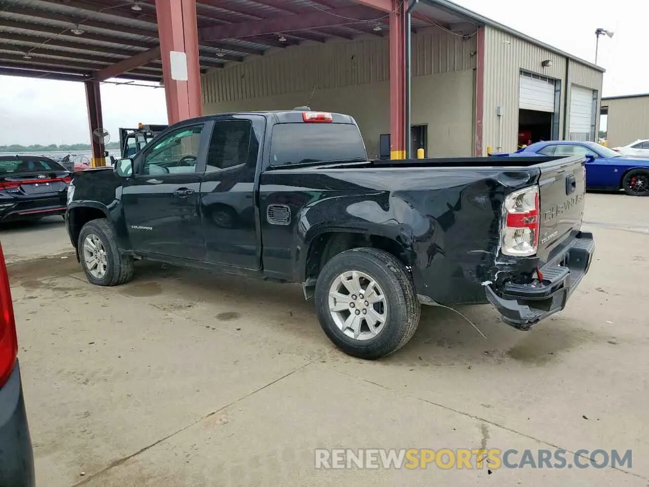 2 Фотография поврежденного автомобиля 1GCHSCEA2M1277989 CHEVROLET COLORADO 2021