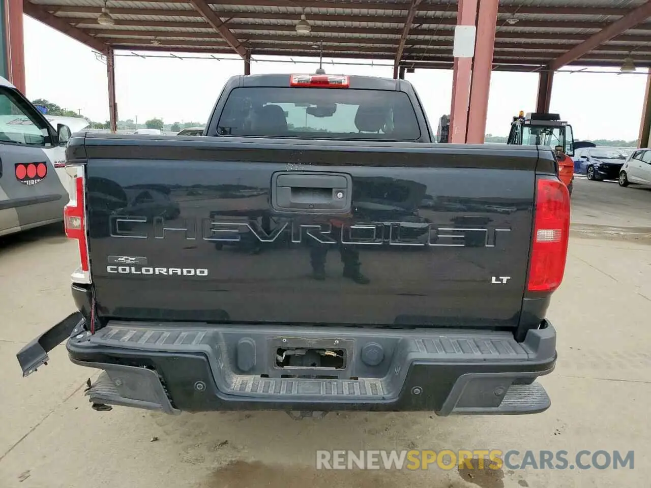 6 Фотография поврежденного автомобиля 1GCHSCEA2M1277989 CHEVROLET COLORADO 2021