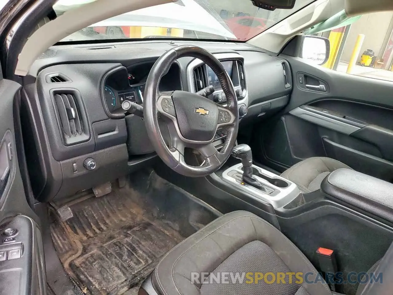 8 Фотография поврежденного автомобиля 1GCHSCEA2M1277989 CHEVROLET COLORADO 2021