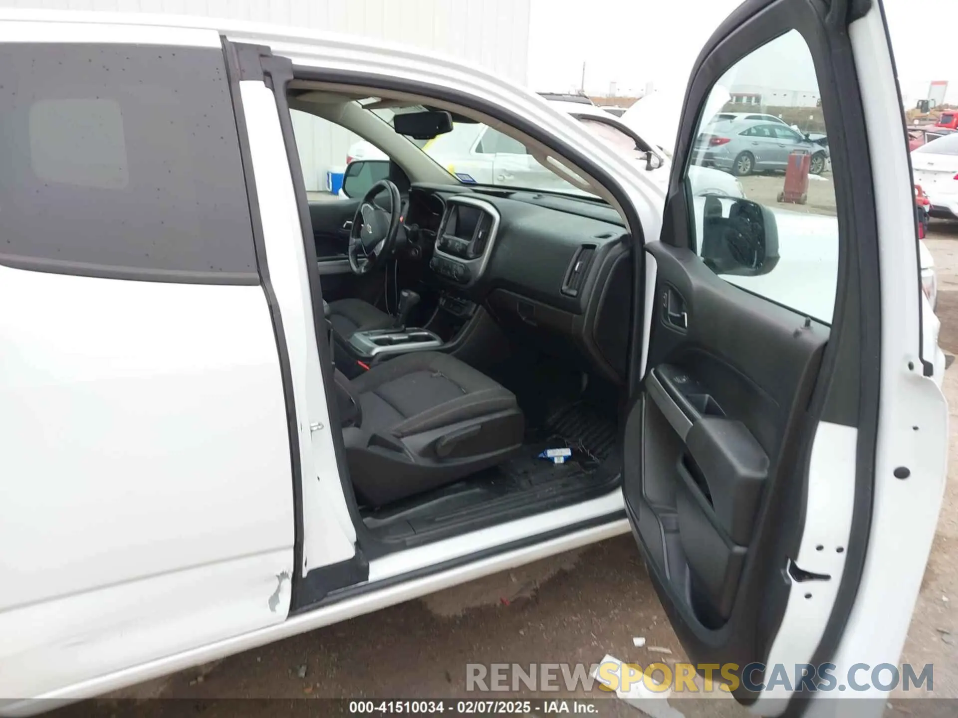 5 Фотография поврежденного автомобиля 1GCHSCEA4M1251331 CHEVROLET COLORADO 2021