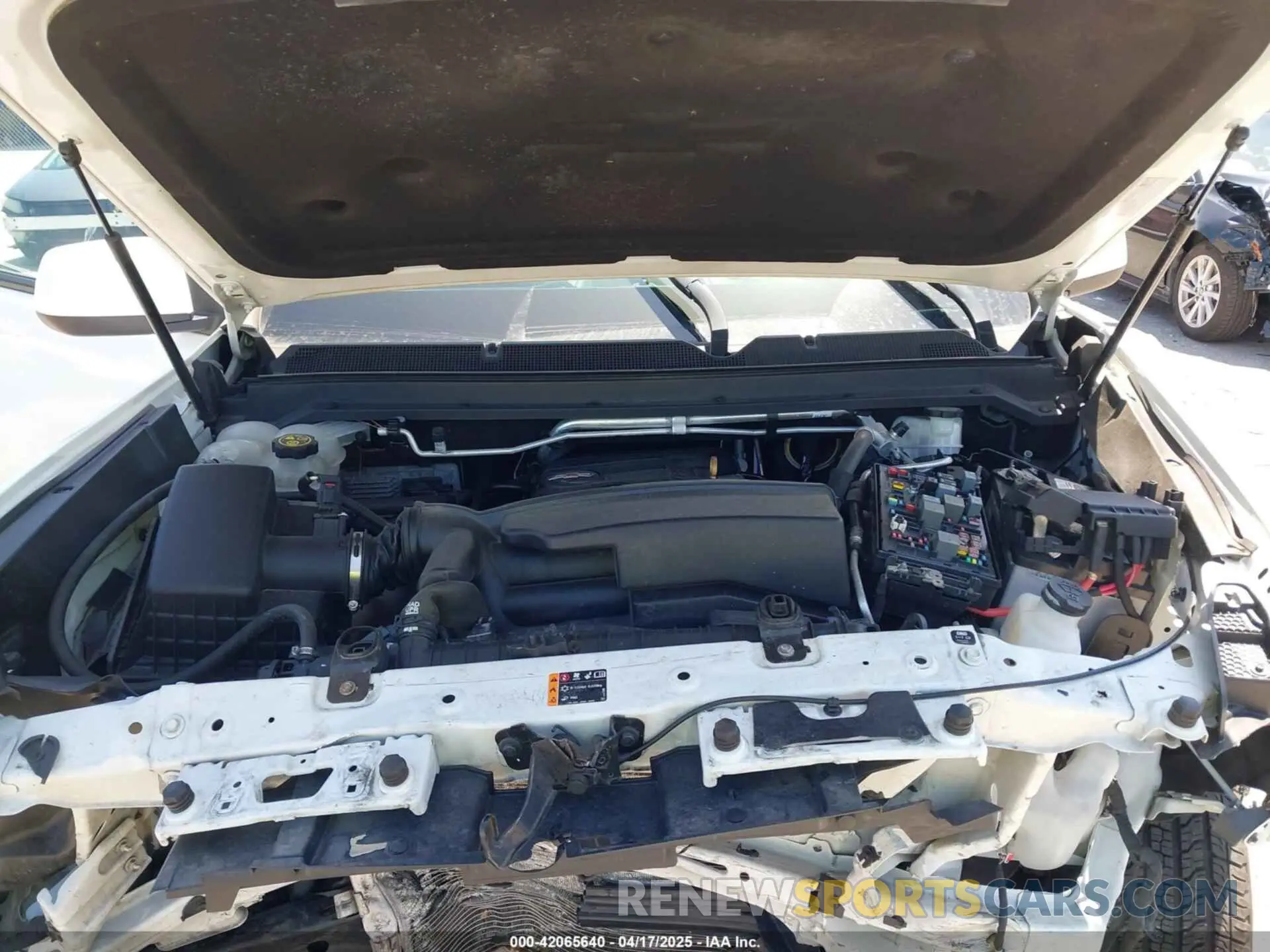 10 Фотография поврежденного автомобиля 1GCHSCEA5M1247241 CHEVROLET COLORADO 2021