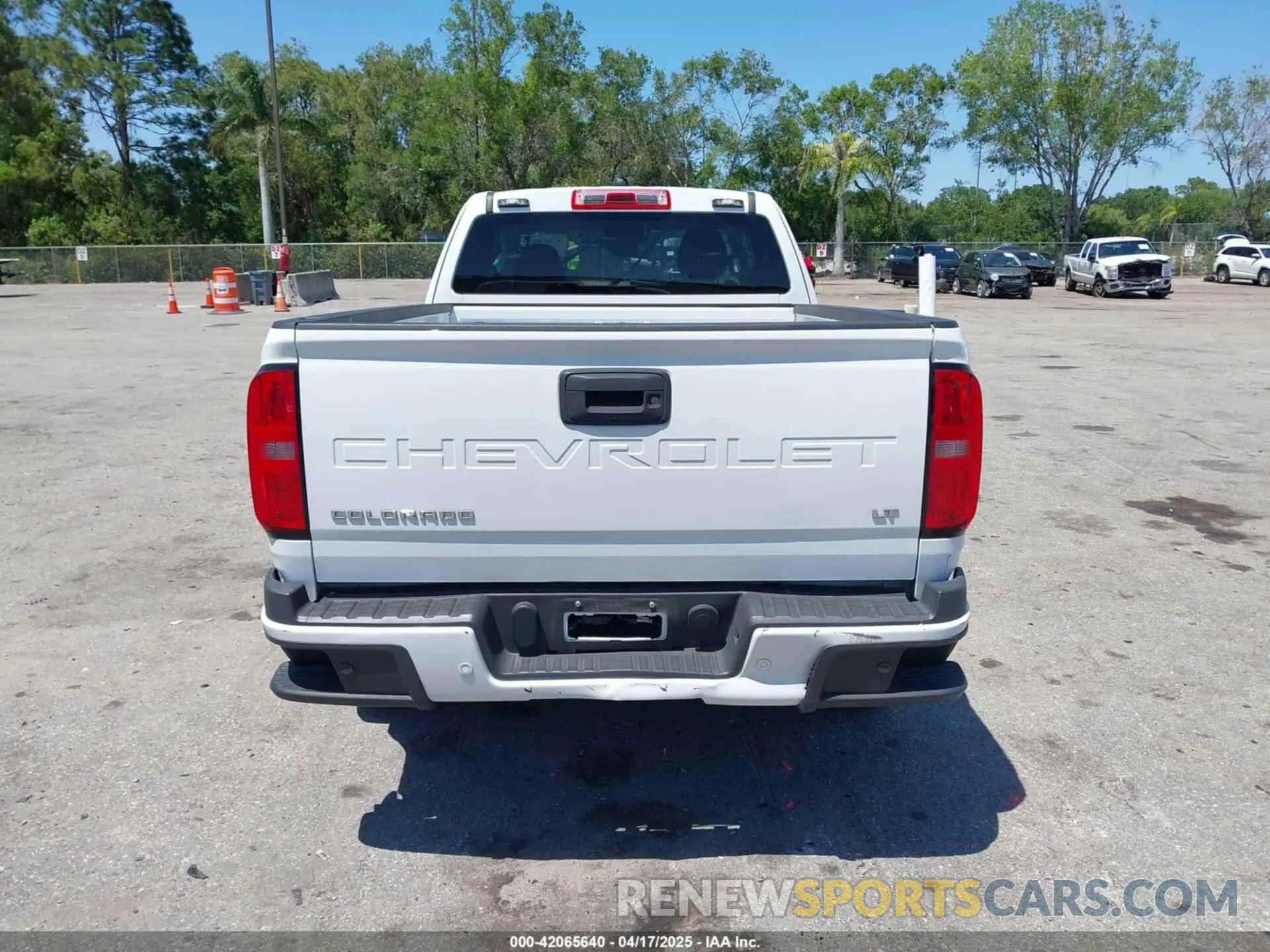 15 Фотография поврежденного автомобиля 1GCHSCEA5M1247241 CHEVROLET COLORADO 2021