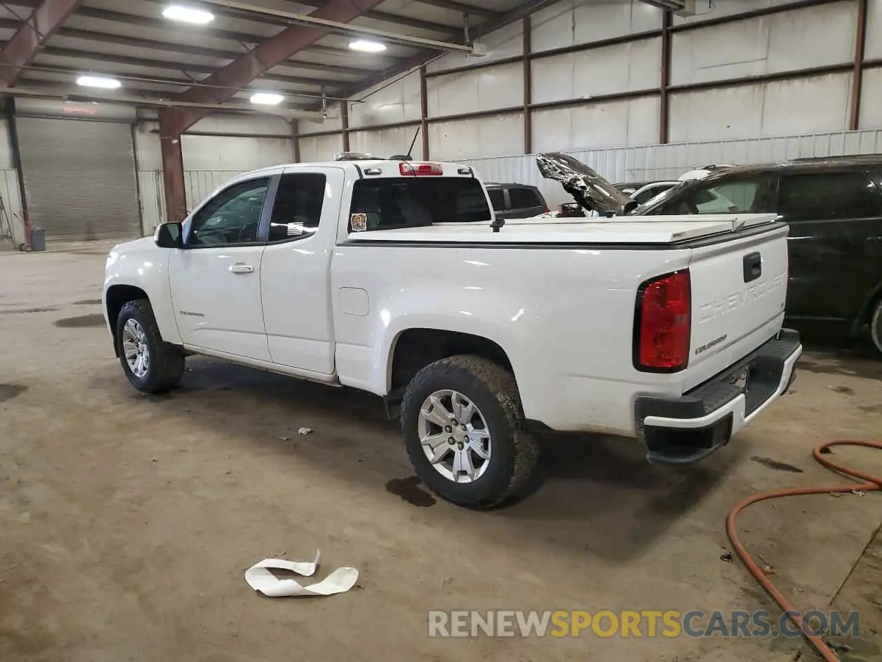2 Photograph of a damaged car 1GCHSCEA6M1242548 CHEVROLET COLORADO 2021