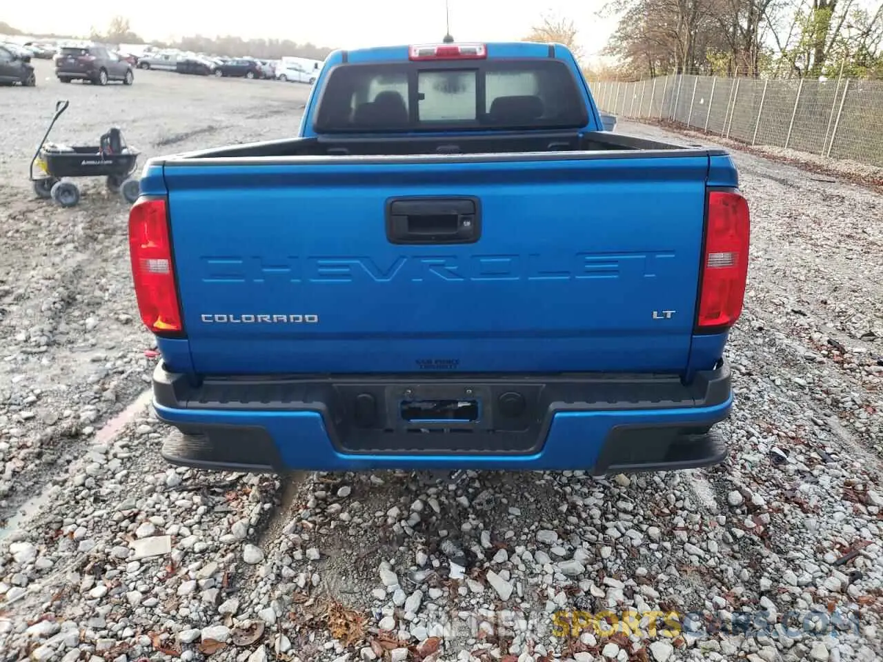 6 Photograph of a damaged car 1GCHSCEA7M1123021 CHEVROLET COLORADO 2021