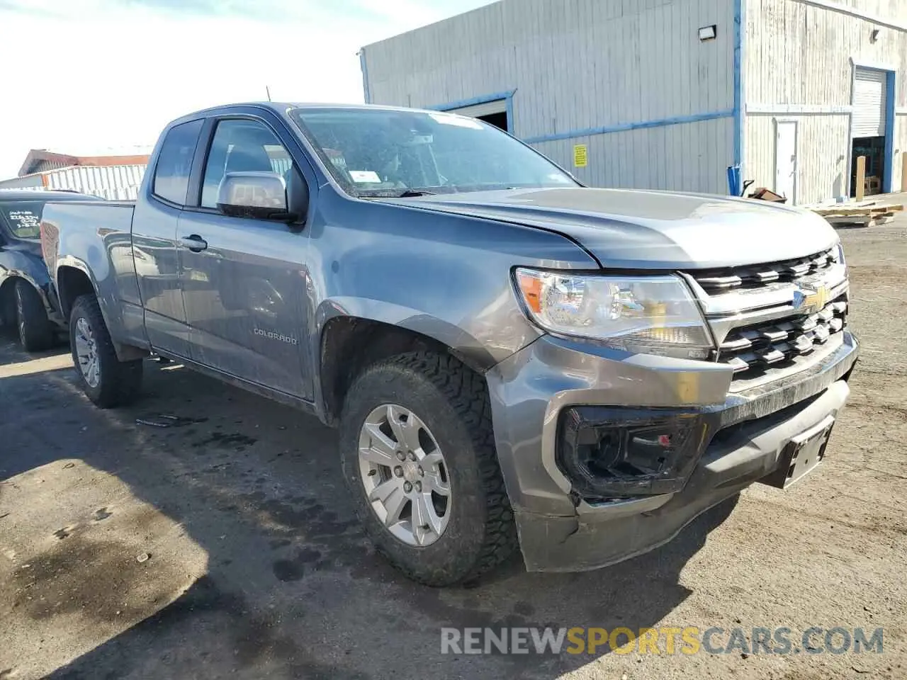 4 Photograph of a damaged car 1GCHSCEA8M1288706 CHEVROLET COLORADO 2021