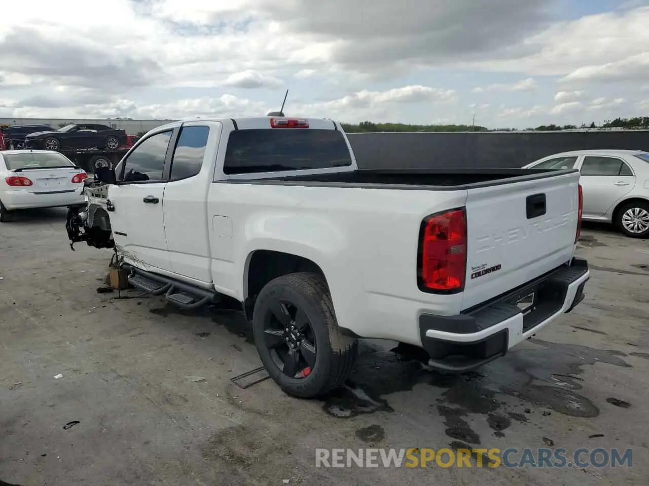 2 Photograph of a damaged car 1GCHSCEA9M1297298 CHEVROLET COLORADO 2021