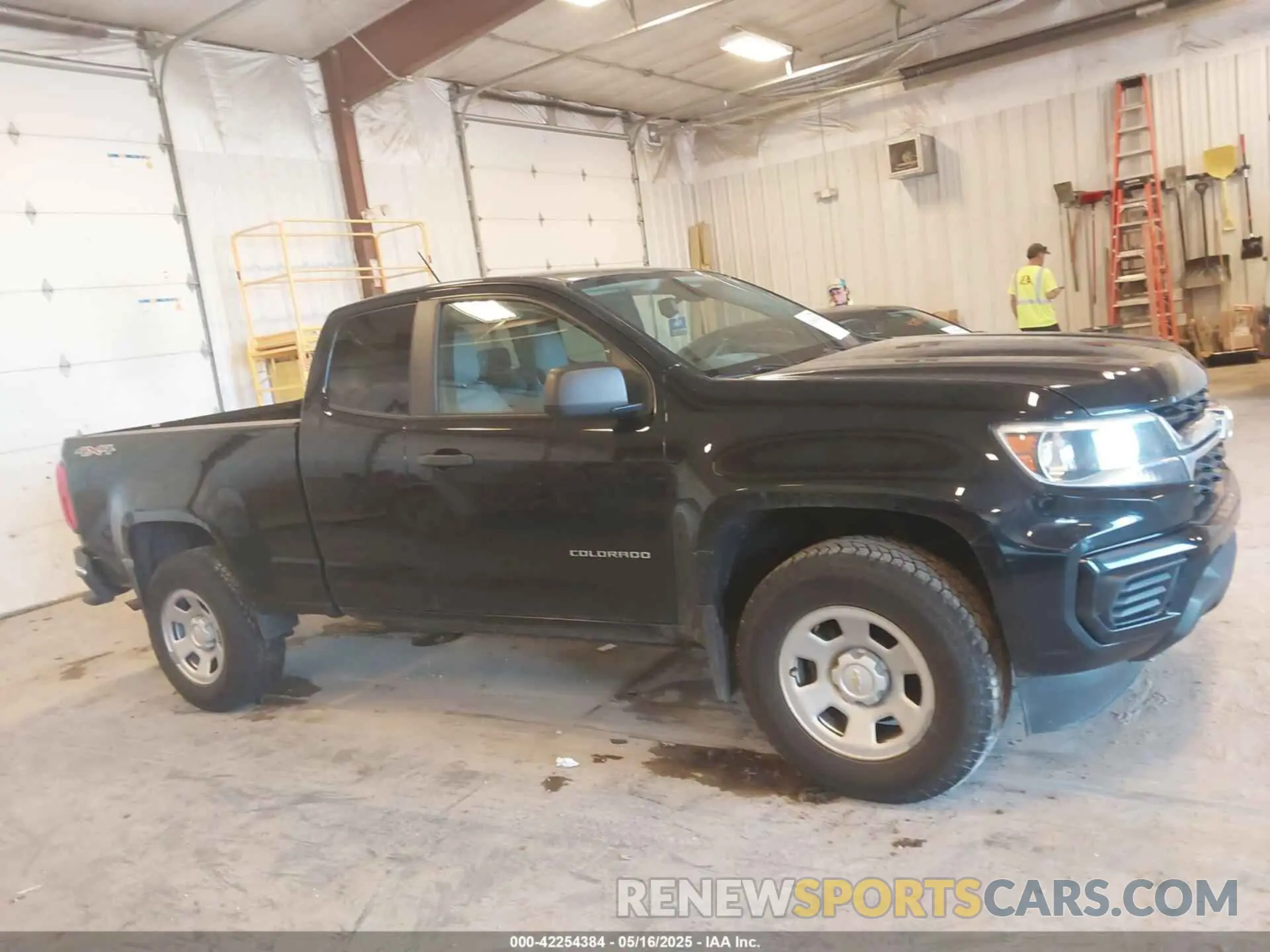 13 Photograph of a damaged car 1GCHTBEA3M1205416 CHEVROLET COLORADO 2021