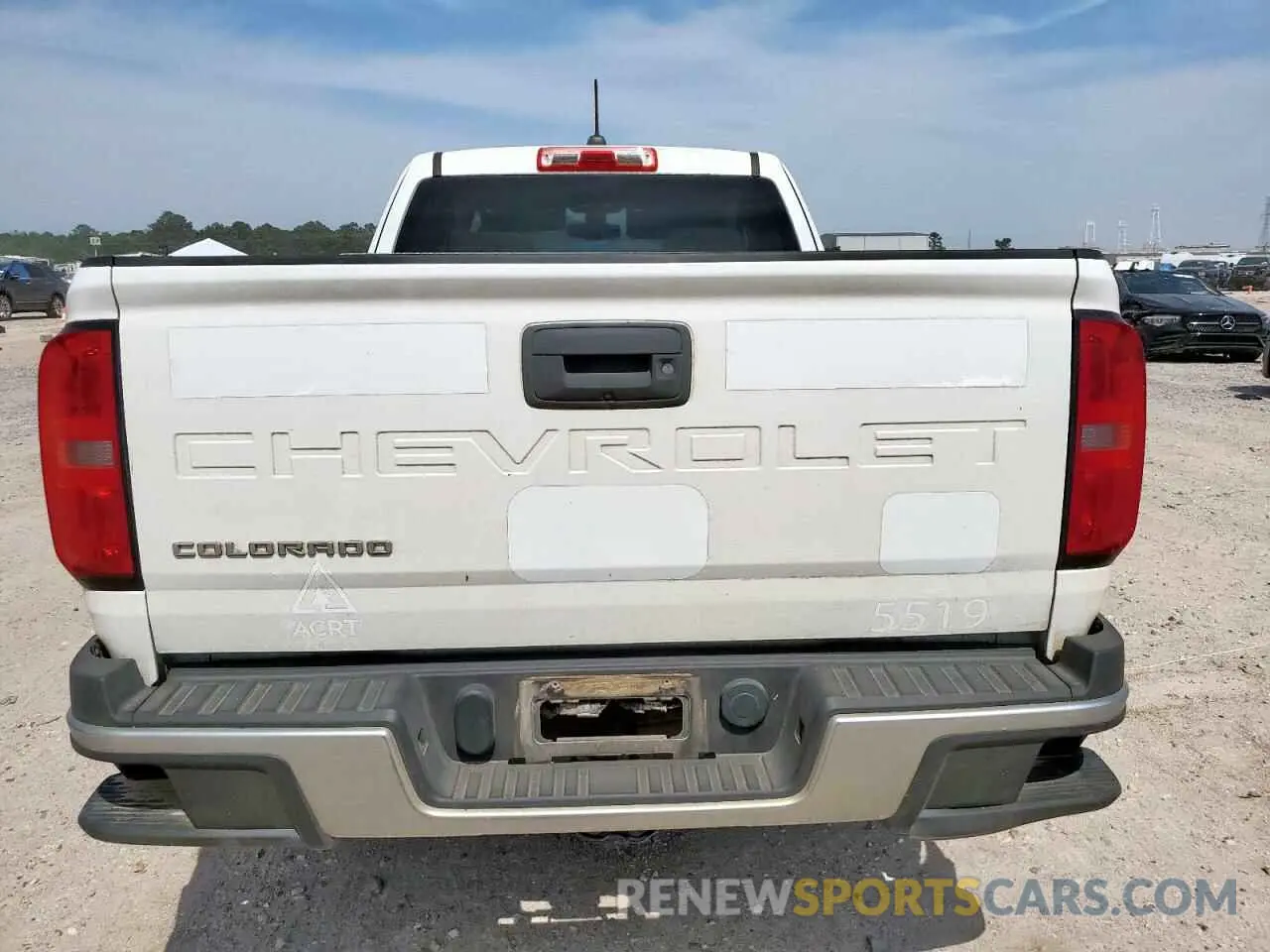 6 Photograph of a damaged car 1GCHTBEA9M1189299 CHEVROLET COLORADO 2021