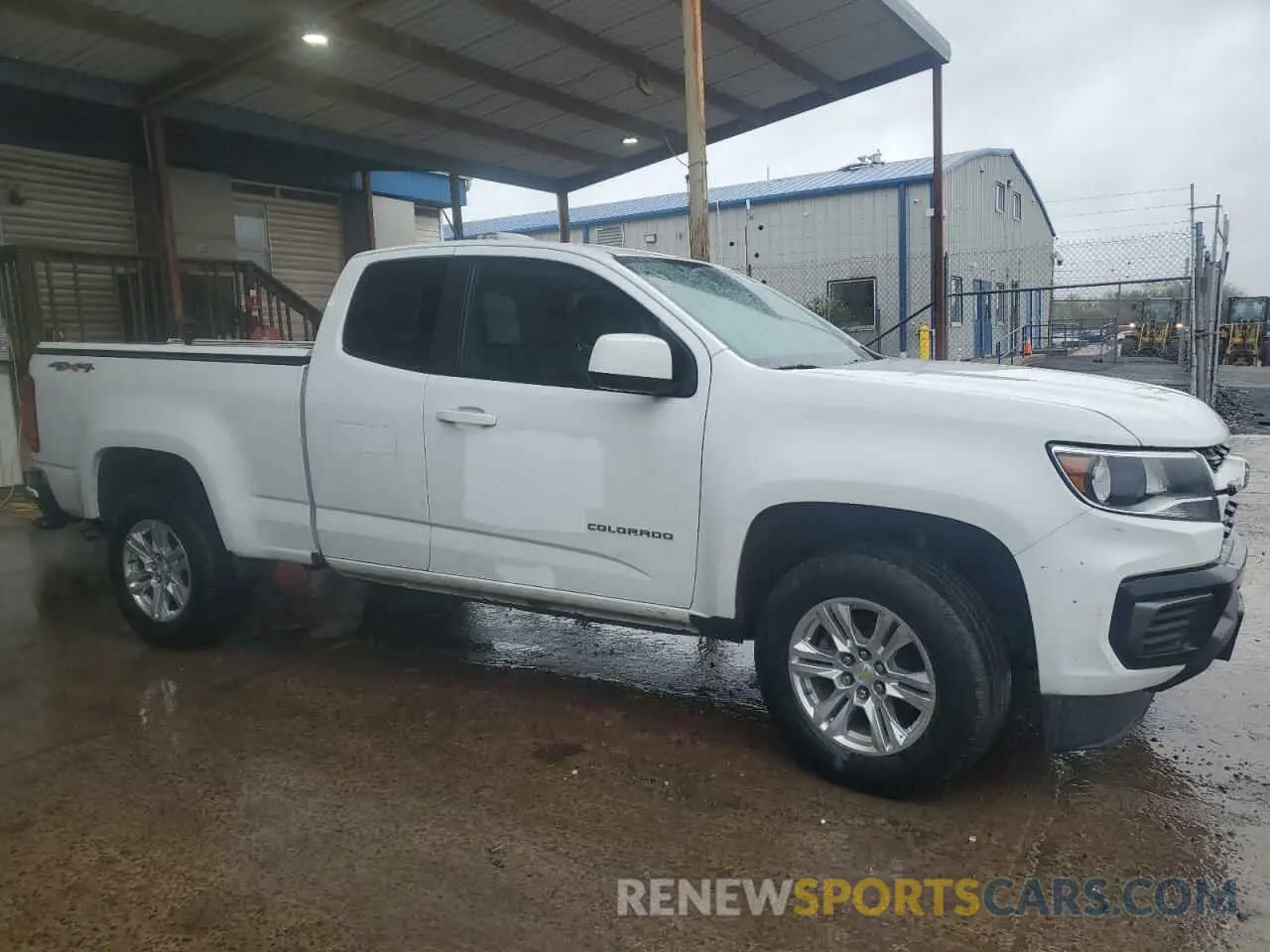4 Photograph of a damaged car 1GCHTCEA0M1253431 CHEVROLET COLORADO 2021