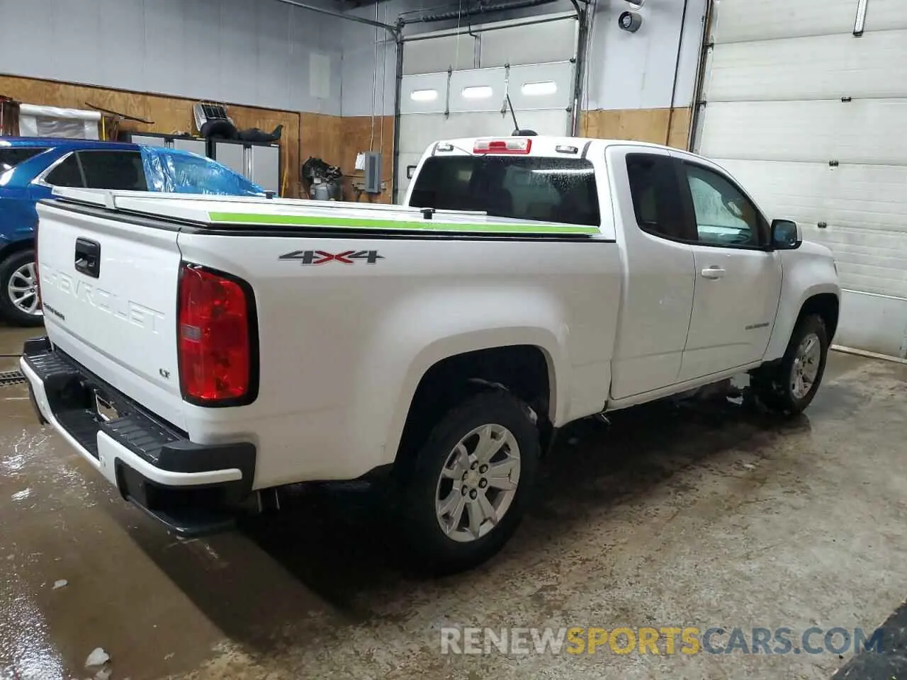 3 Photograph of a damaged car 1GCHTCEA8M1238398 CHEVROLET COLORADO 2021
