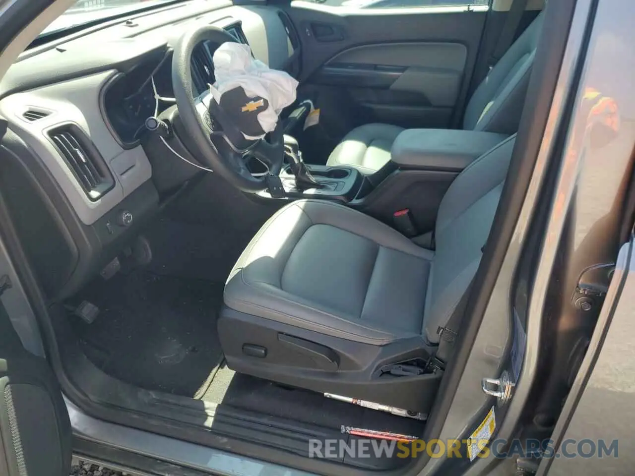 7 Photograph of a damaged car 1GCGSBEAXN1269078 CHEVROLET COLORADO 2022