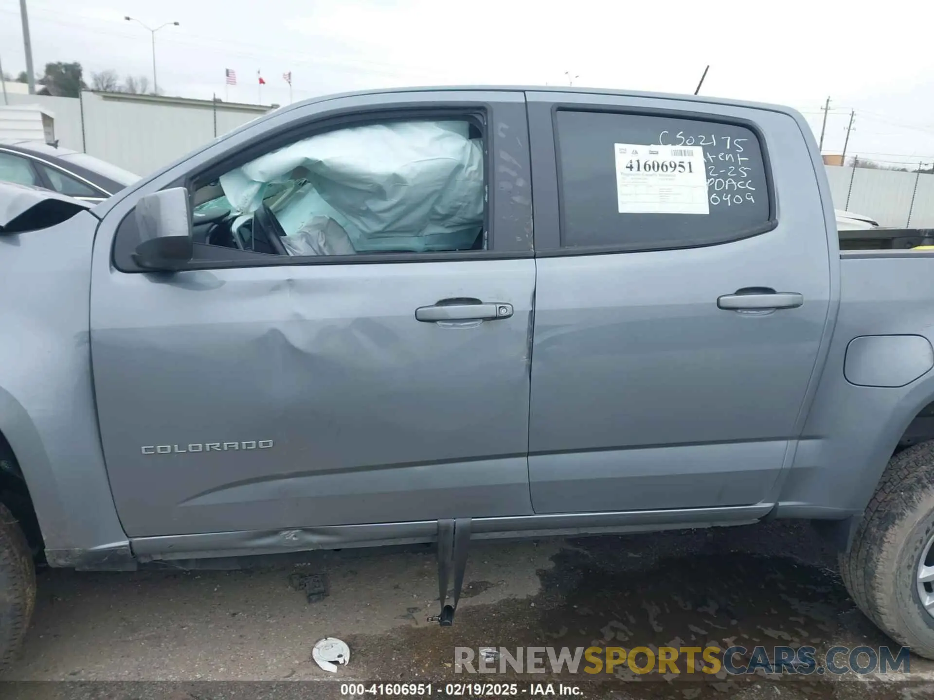 13 Photograph of a damaged car 1GCGSCEN3N1150409 CHEVROLET COLORADO 2022