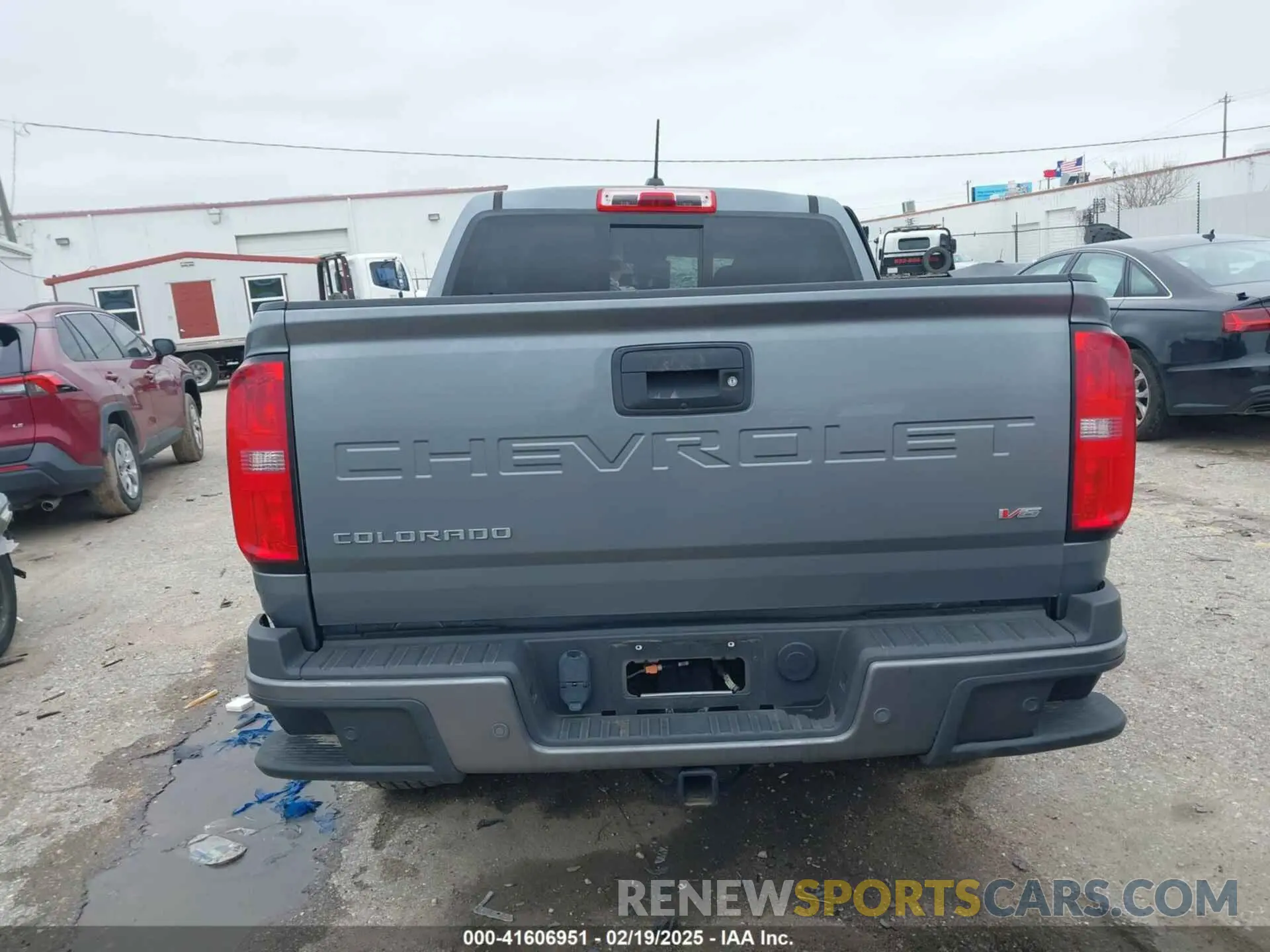 15 Photograph of a damaged car 1GCGSCEN3N1150409 CHEVROLET COLORADO 2022