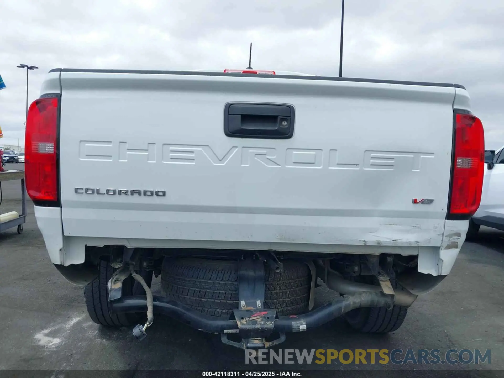 6 Photograph of a damaged car 1GCGSCEN7N1211406 CHEVROLET COLORADO 2022