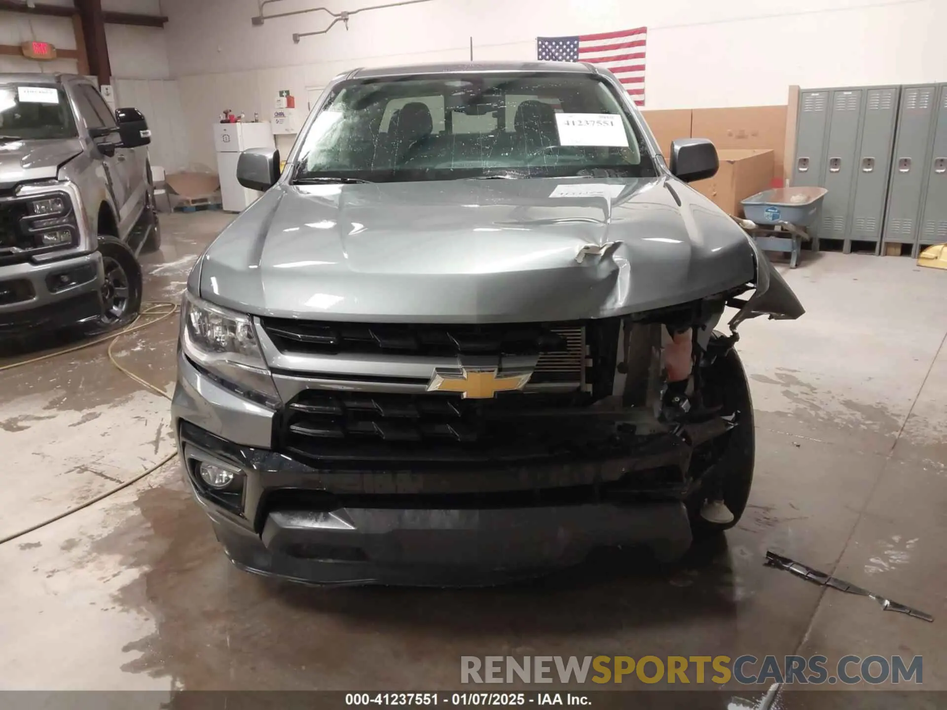 12 Photograph of a damaged car 1GCGSCEN7N1251047 CHEVROLET COLORADO 2022