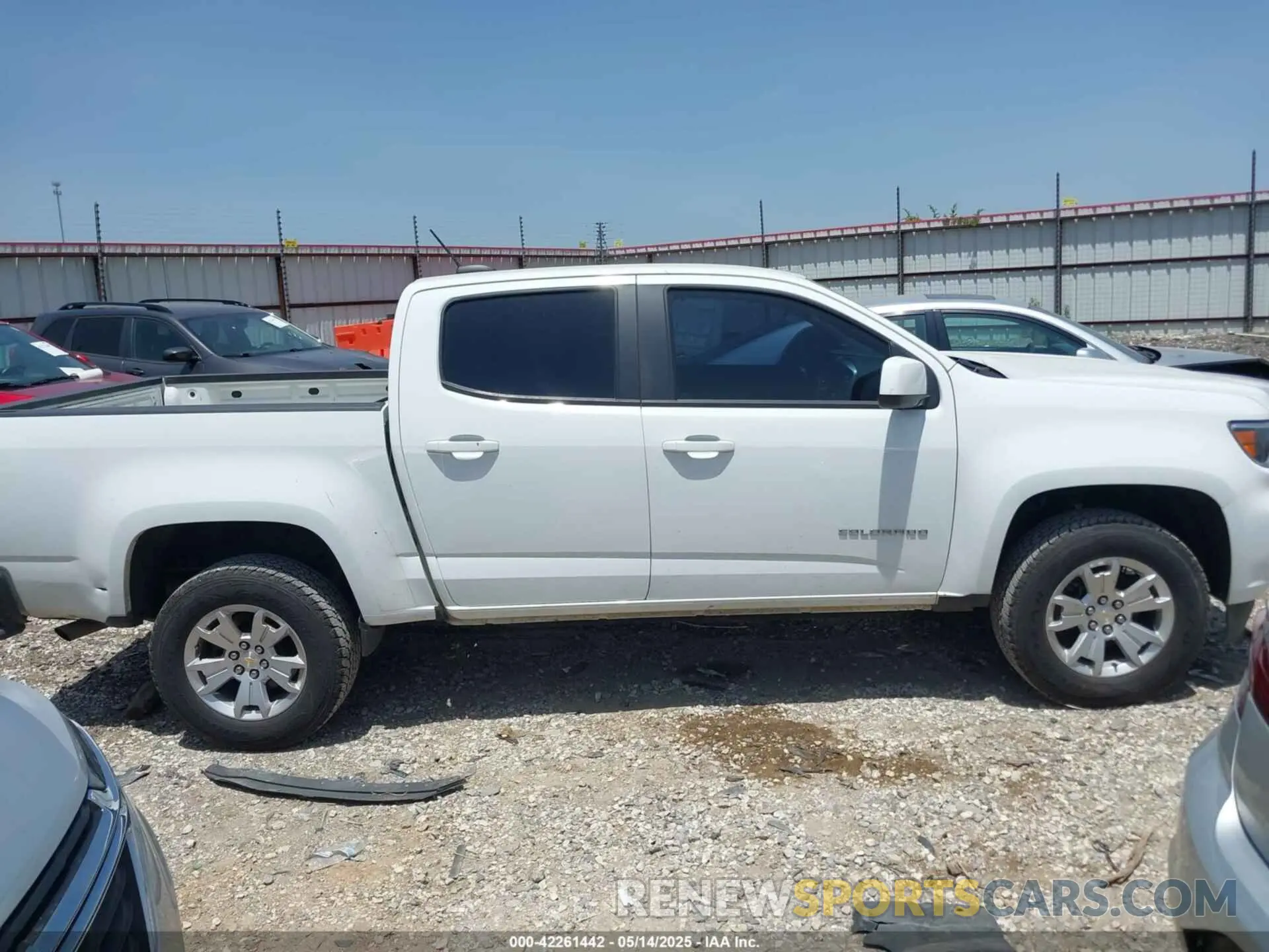 13 Photograph of a damaged car 1GCGSCEN8N1159669 CHEVROLET COLORADO 2022