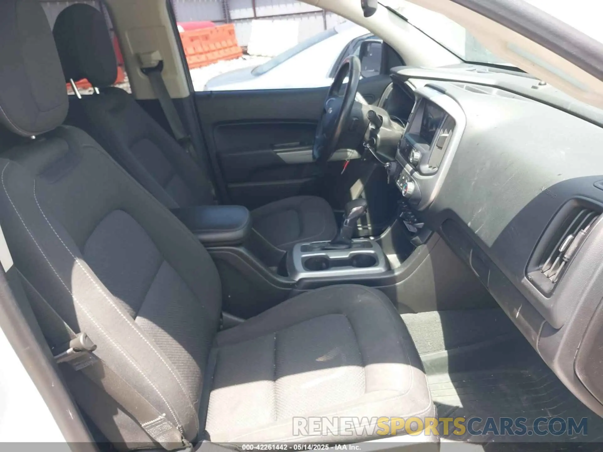 5 Photograph of a damaged car 1GCGSCEN8N1159669 CHEVROLET COLORADO 2022