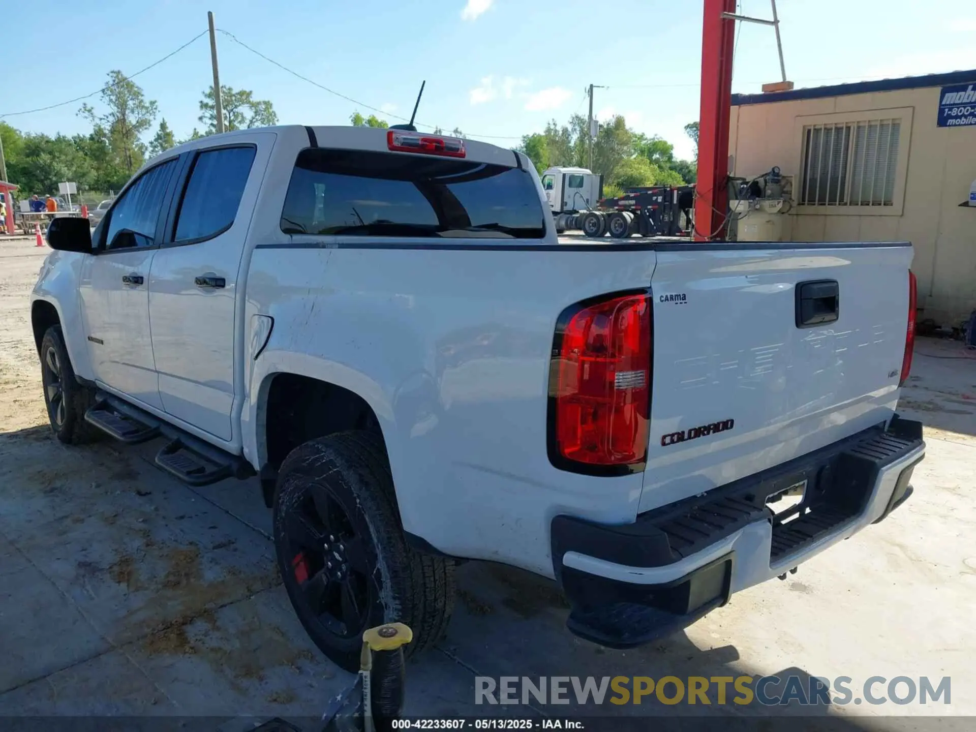 3 Photograph of a damaged car 1GCGSCEN8N1212483 CHEVROLET COLORADO 2022