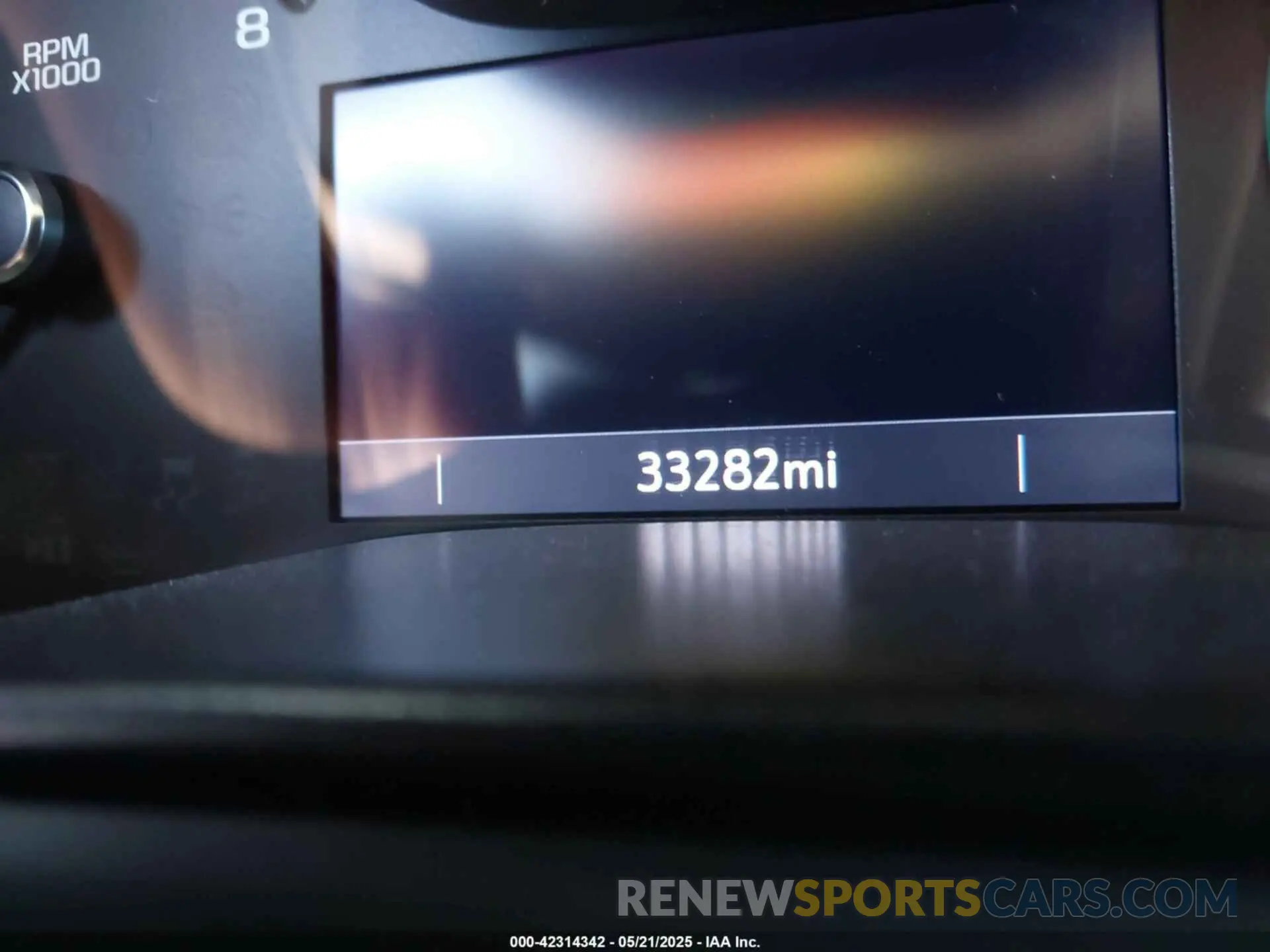 16 Photograph of a damaged car 1GCGSCENXN1136474 CHEVROLET COLORADO 2022