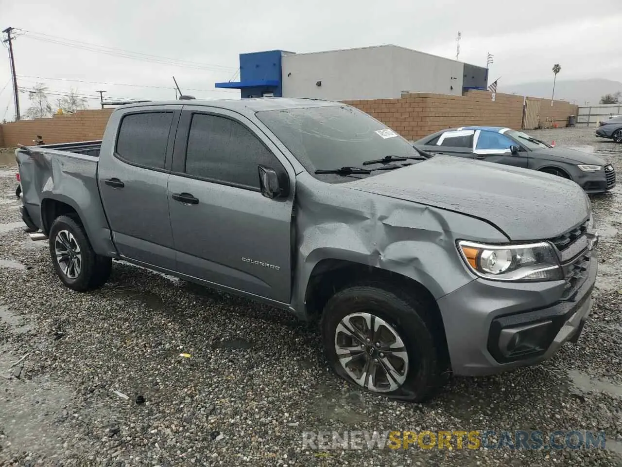 4 Photograph of a damaged car 1GCGSDEN5N1176354 CHEVROLET COLORADO 2022