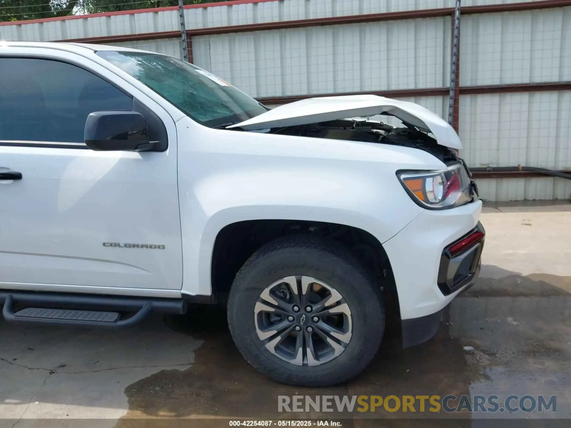 17 Фотография поврежденного автомобиля 1GCGSDENXN1194641 CHEVROLET COLORADO 2022