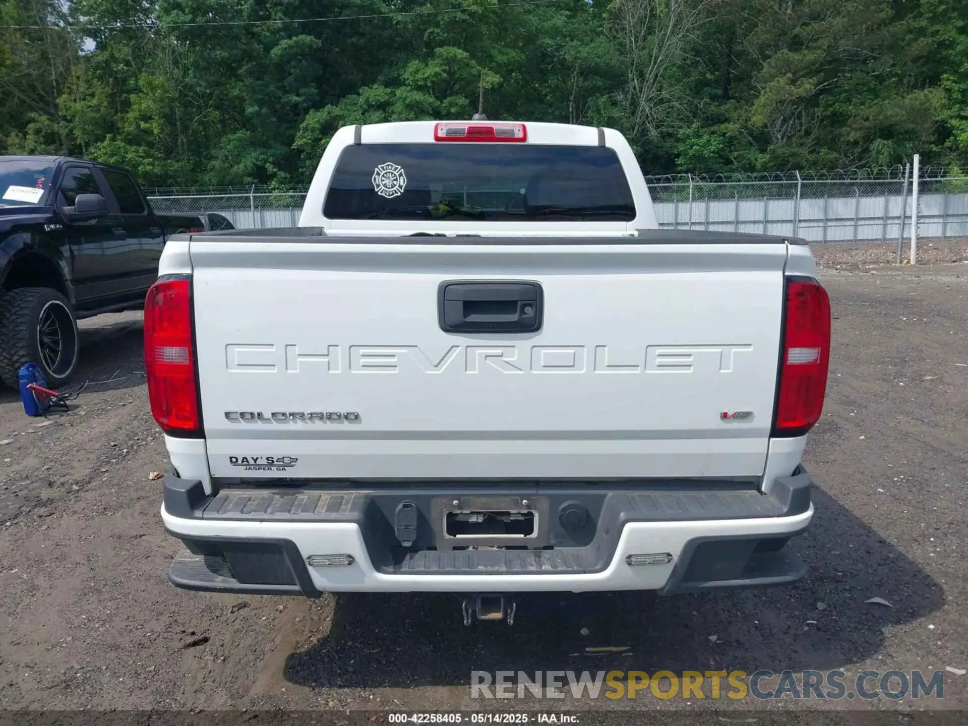 17 Фотография поврежденного автомобиля 1GCGTBEN0N1136281 CHEVROLET COLORADO 2022