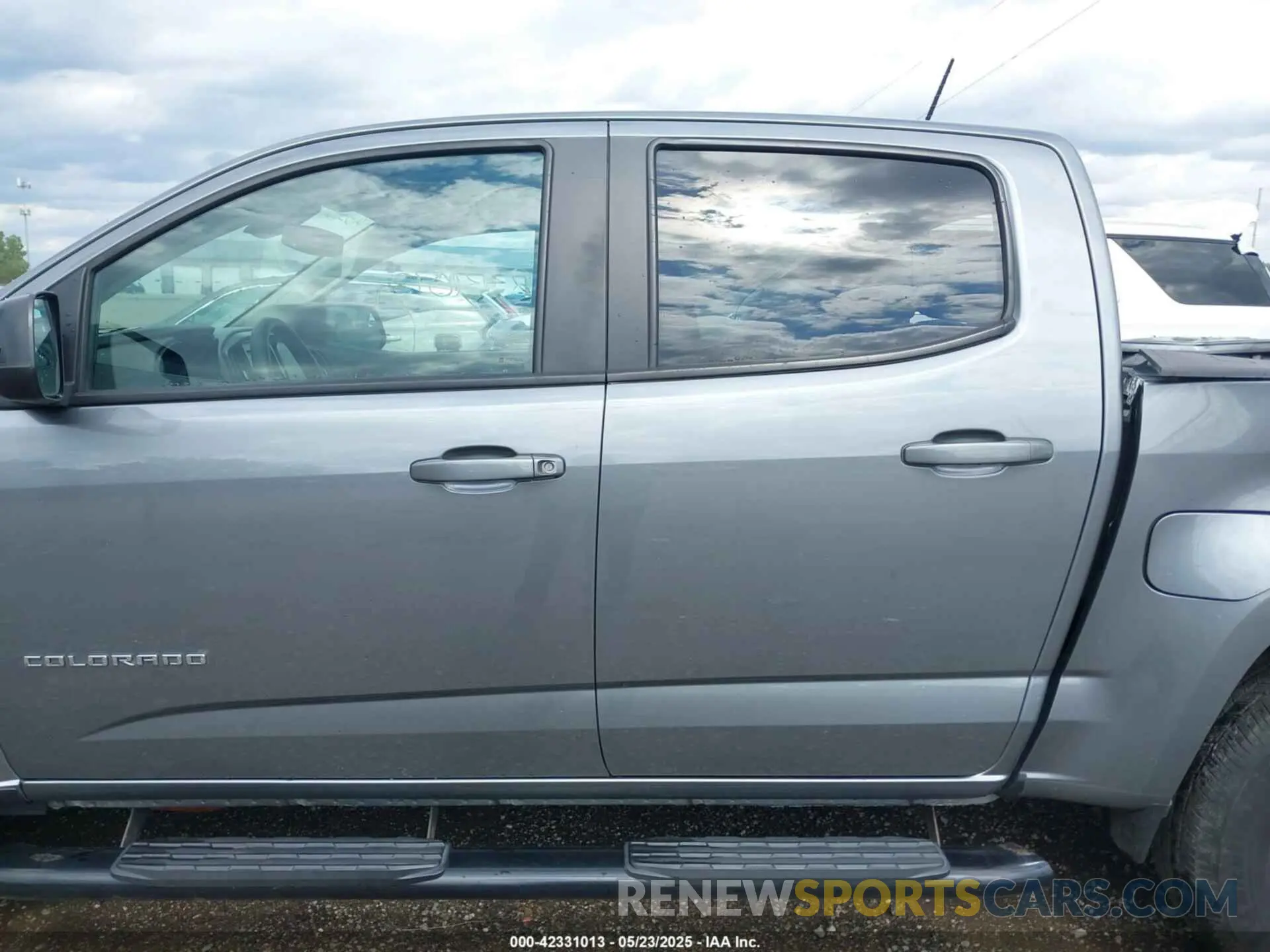 14 Photograph of a damaged car 1GCGTBEN2N1145080 CHEVROLET COLORADO 2022