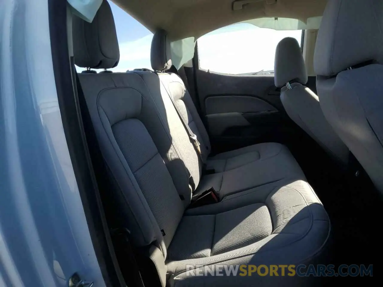 10 Photograph of a damaged car 1GCGTBEN7N1127755 CHEVROLET COLORADO 2022