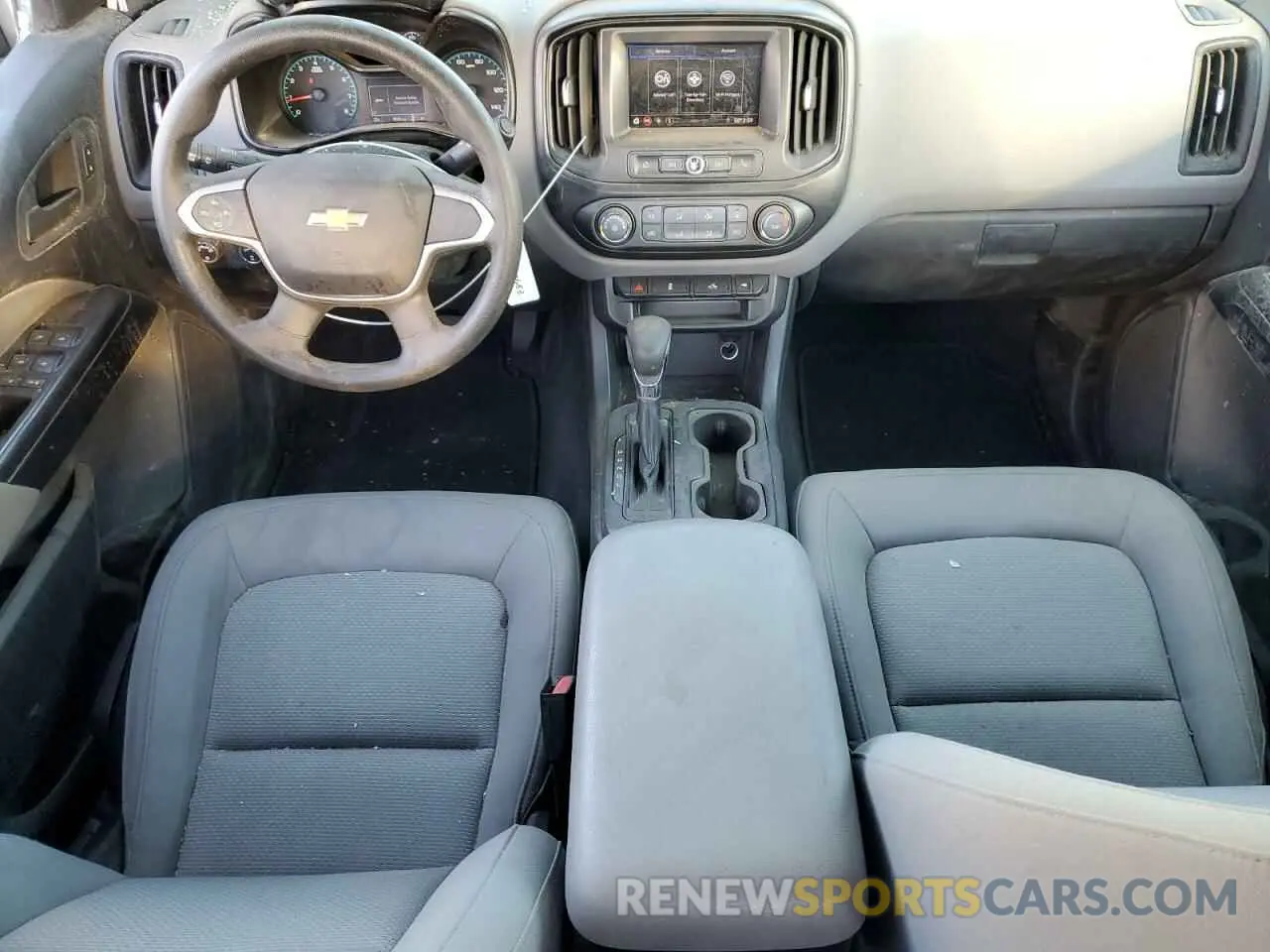 8 Photograph of a damaged car 1GCGTBEN7N1127755 CHEVROLET COLORADO 2022