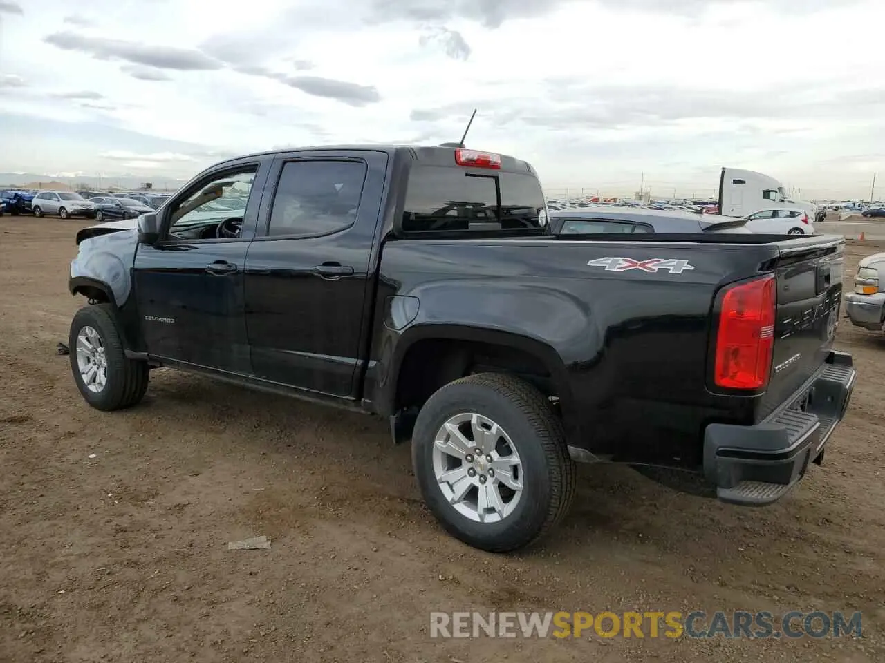 2 Photograph of a damaged car 1GCGTCEN3N1324069 CHEVROLET COLORADO 2022
