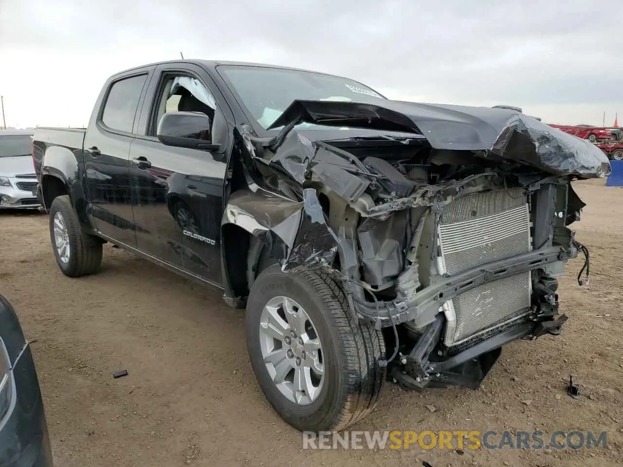 4 Photograph of a damaged car 1GCGTCEN3N1324069 CHEVROLET COLORADO 2022