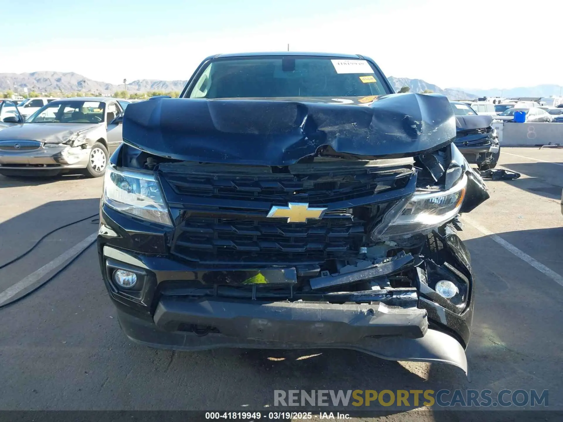 12 Photograph of a damaged car 1GCGTCEN9N1237468 CHEVROLET COLORADO 2022