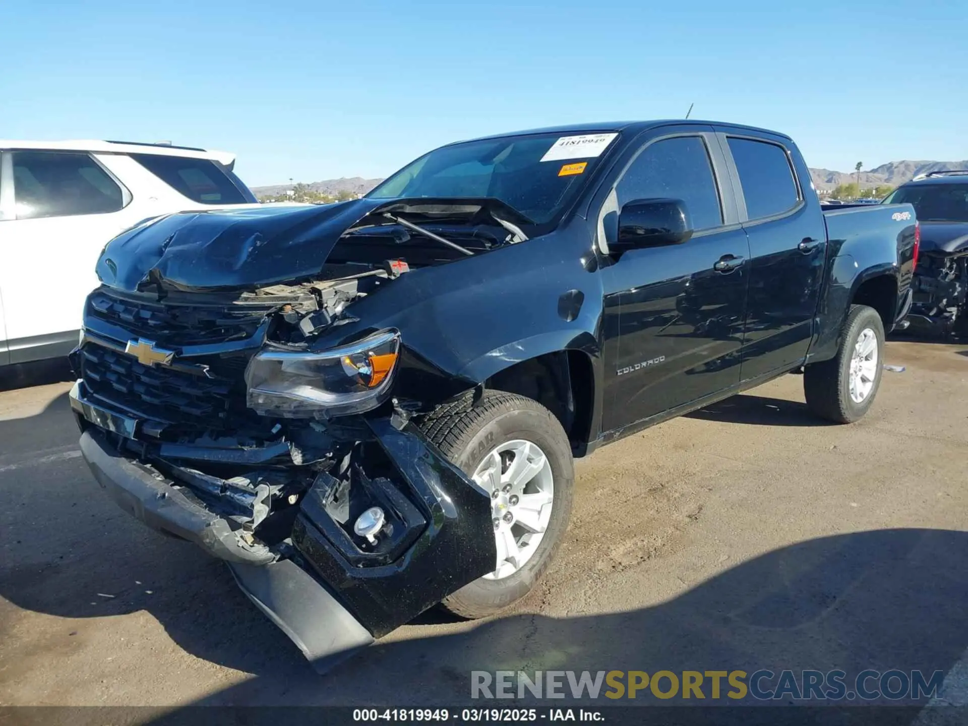 6 Photograph of a damaged car 1GCGTCEN9N1237468 CHEVROLET COLORADO 2022