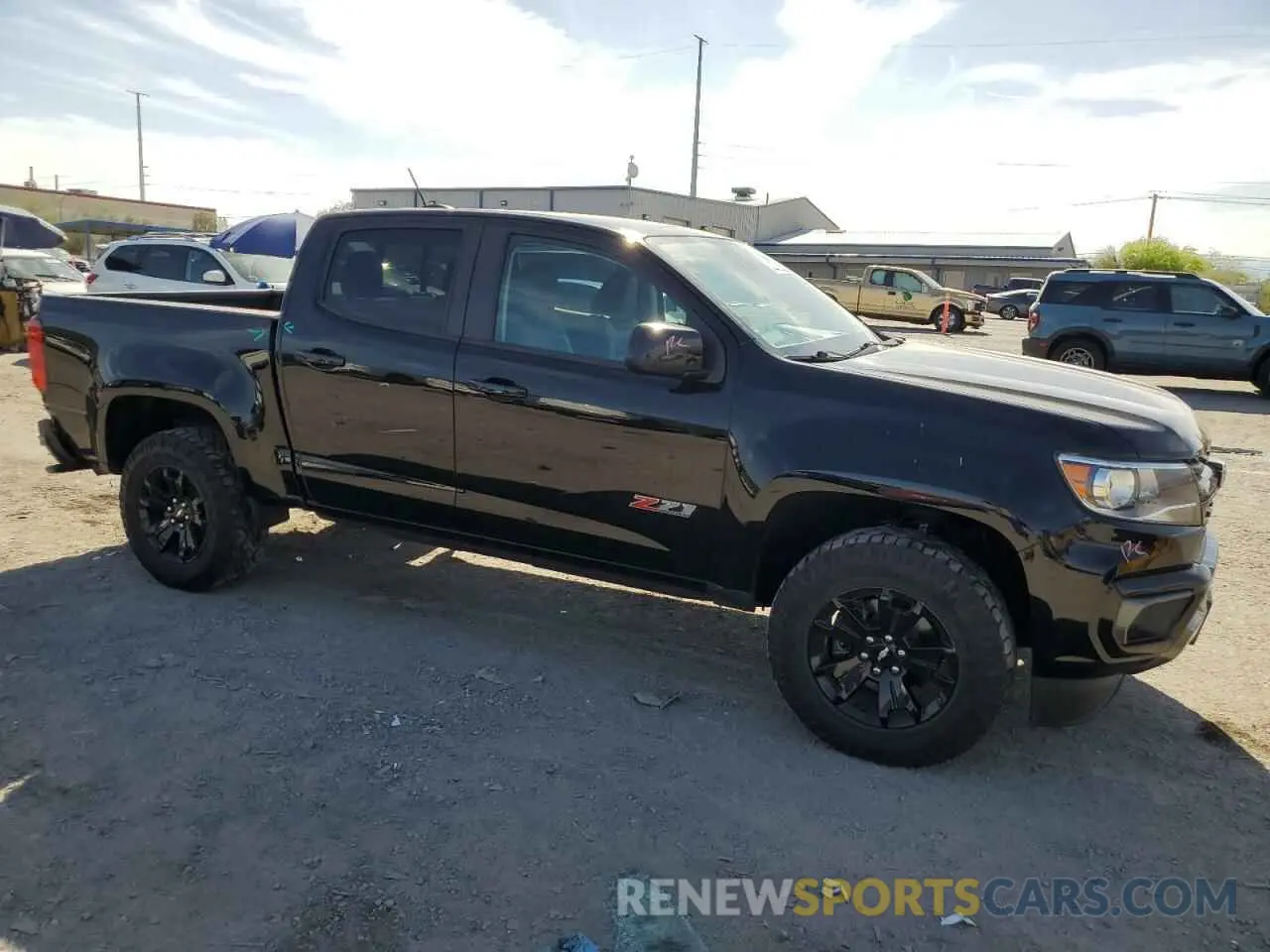 4 Photograph of a damaged car 1GCGTDEN4N1179632 CHEVROLET COLORADO 2022