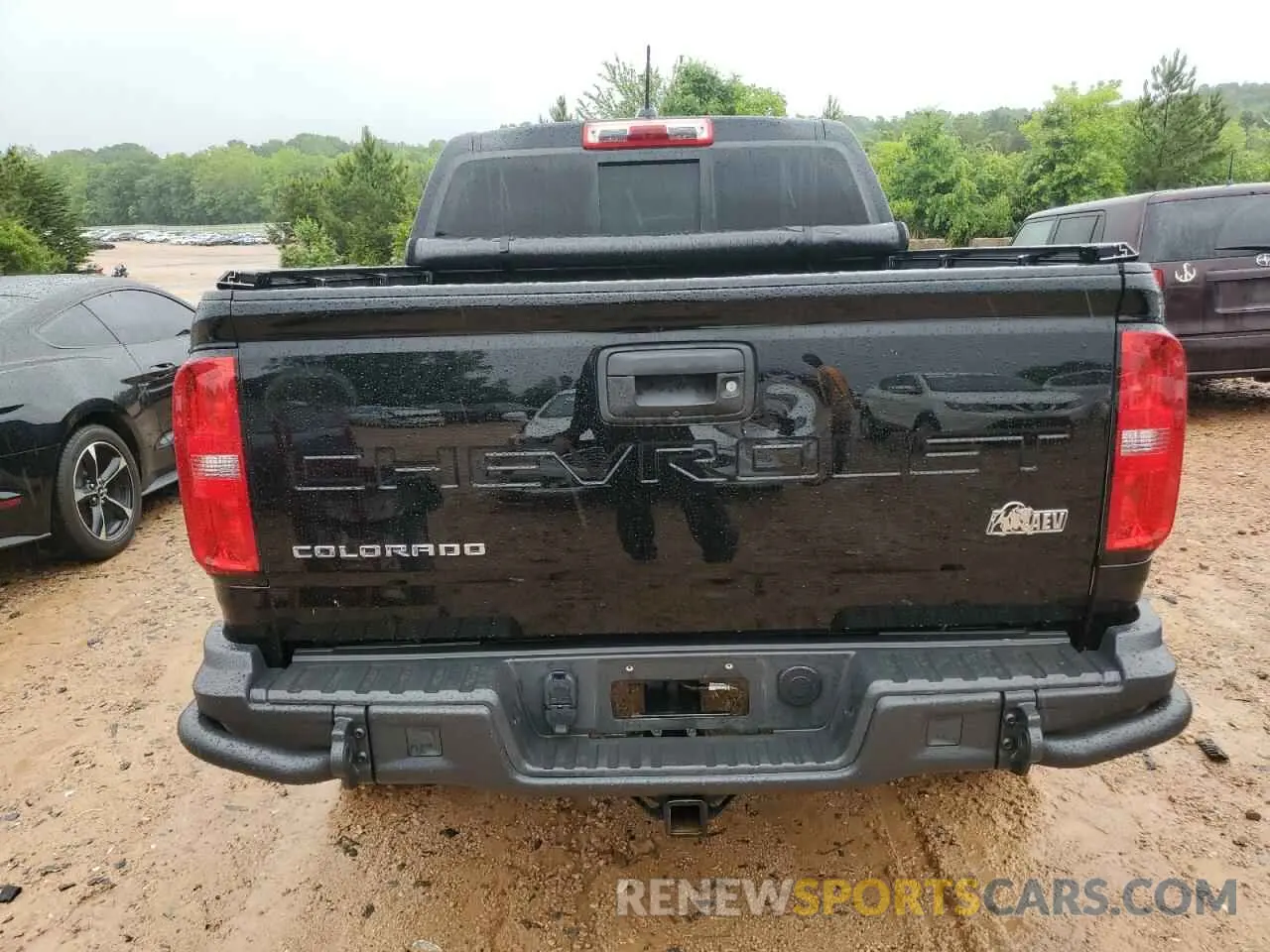 6 Photograph of a damaged car 1GCGTEEN1N1149848 CHEVROLET COLORADO 2022