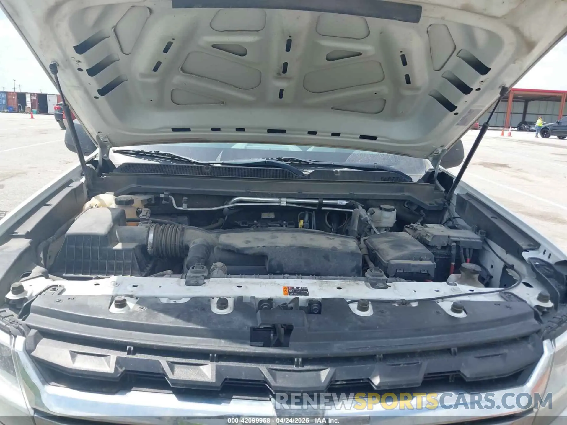 10 Фотография поврежденного автомобиля 1GCHSBEA0N1125804 CHEVROLET COLORADO 2022