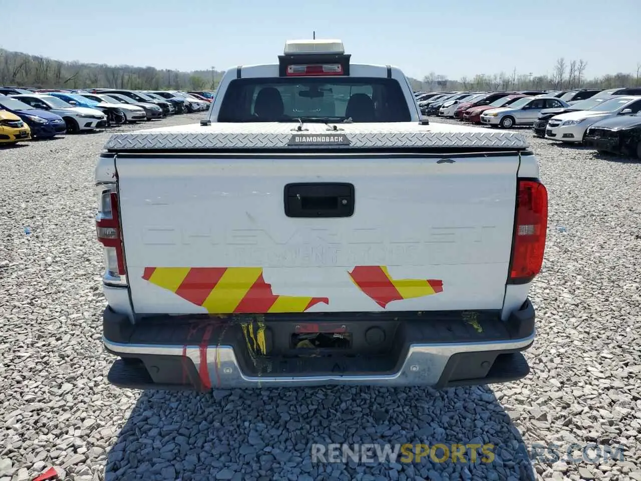 6 Фотография поврежденного автомобиля 1GCHSBEA8N1140471 CHEVROLET COLORADO 2022