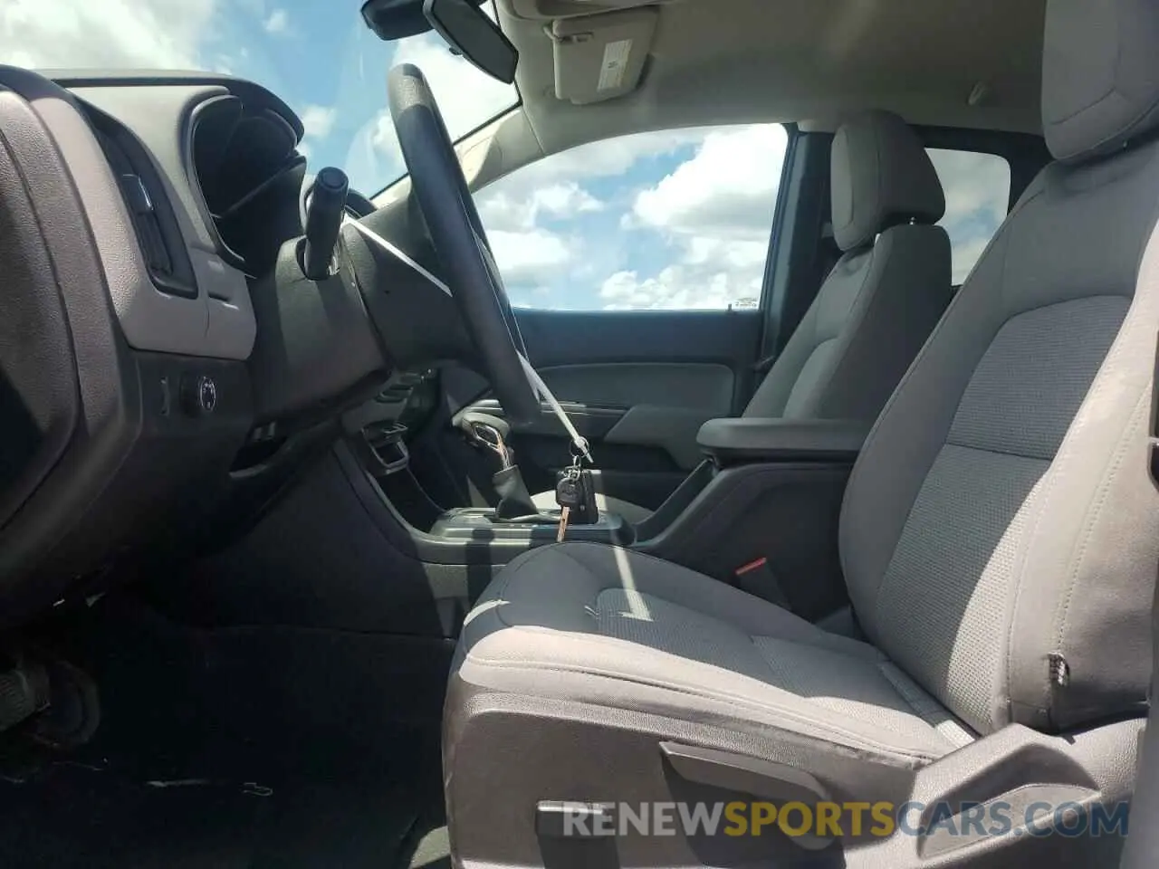 7 Photograph of a damaged car 1GCHSBEA9N1132590 CHEVROLET COLORADO 2022
